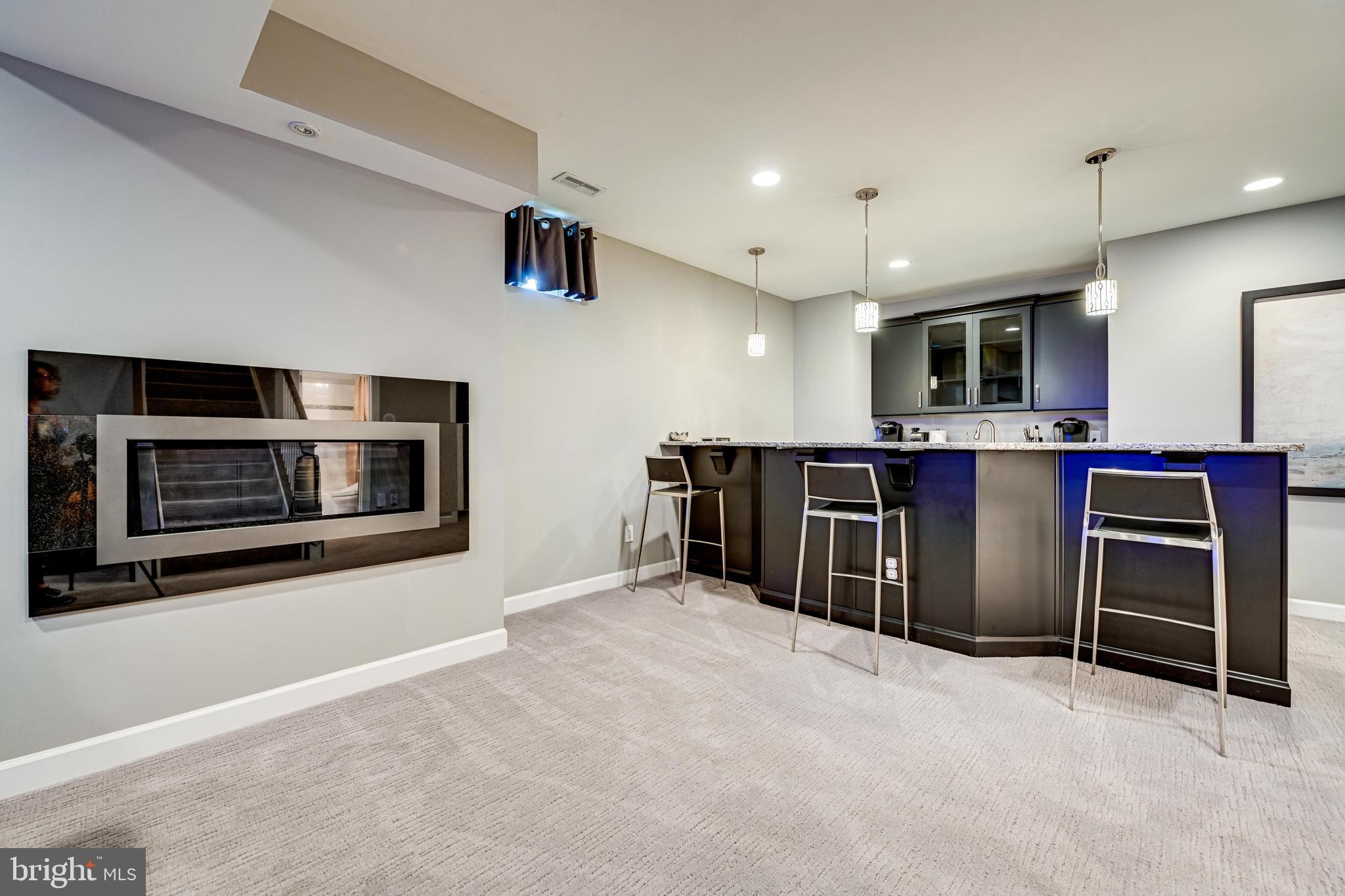 ONE LOUDOUN LAND BAY B - Residential