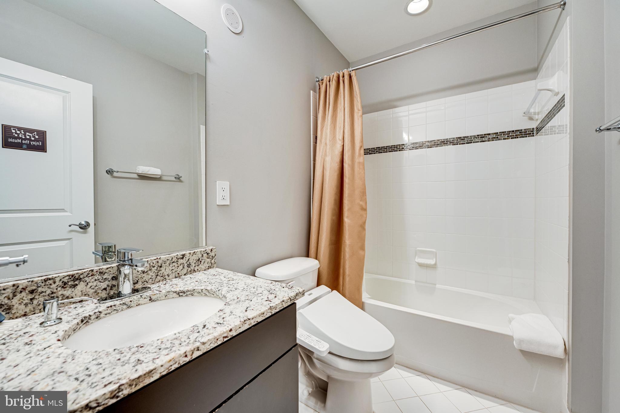 ONE LOUDOUN LAND BAY B - Residential