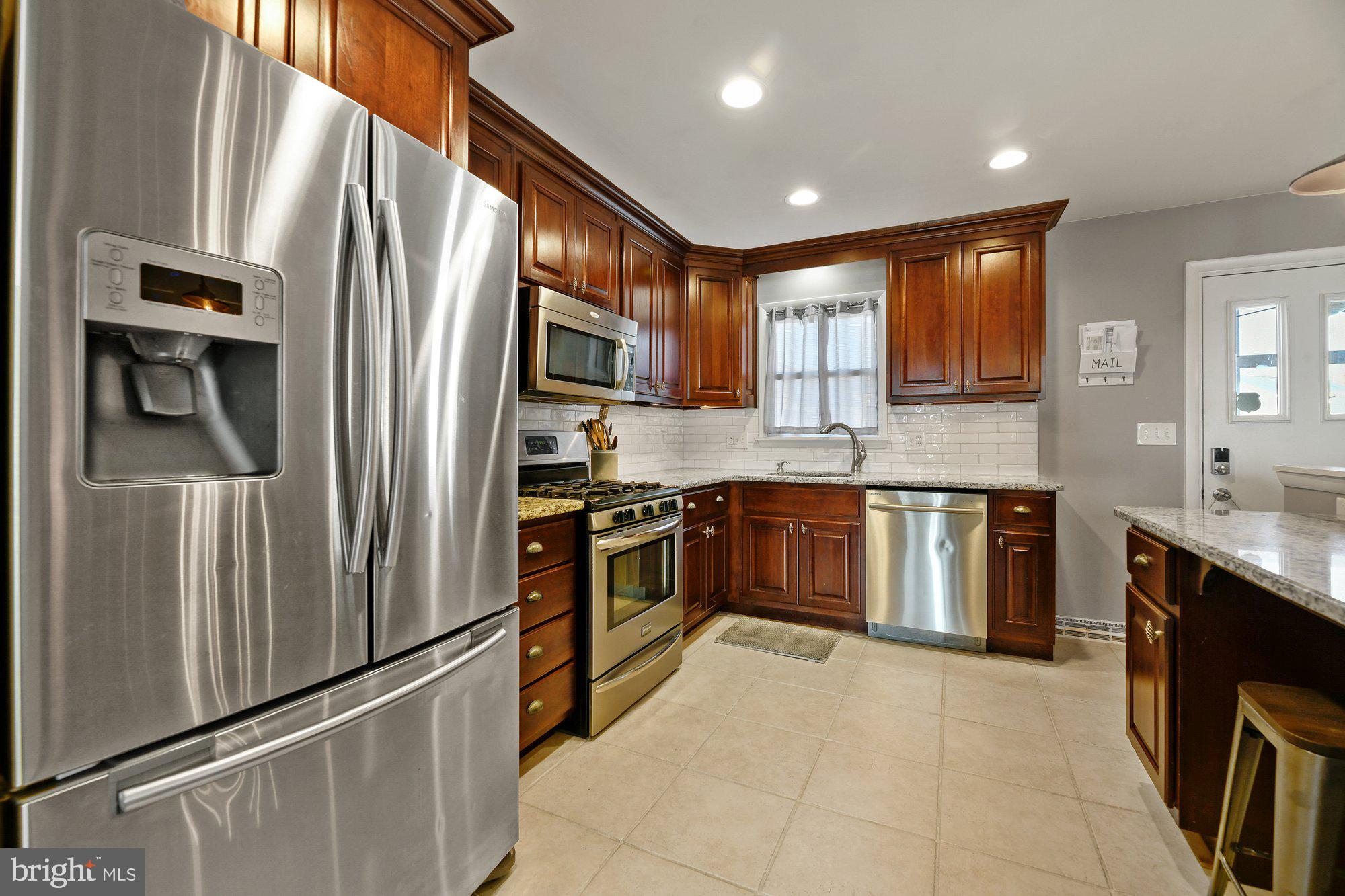 CAMELOT - Residential