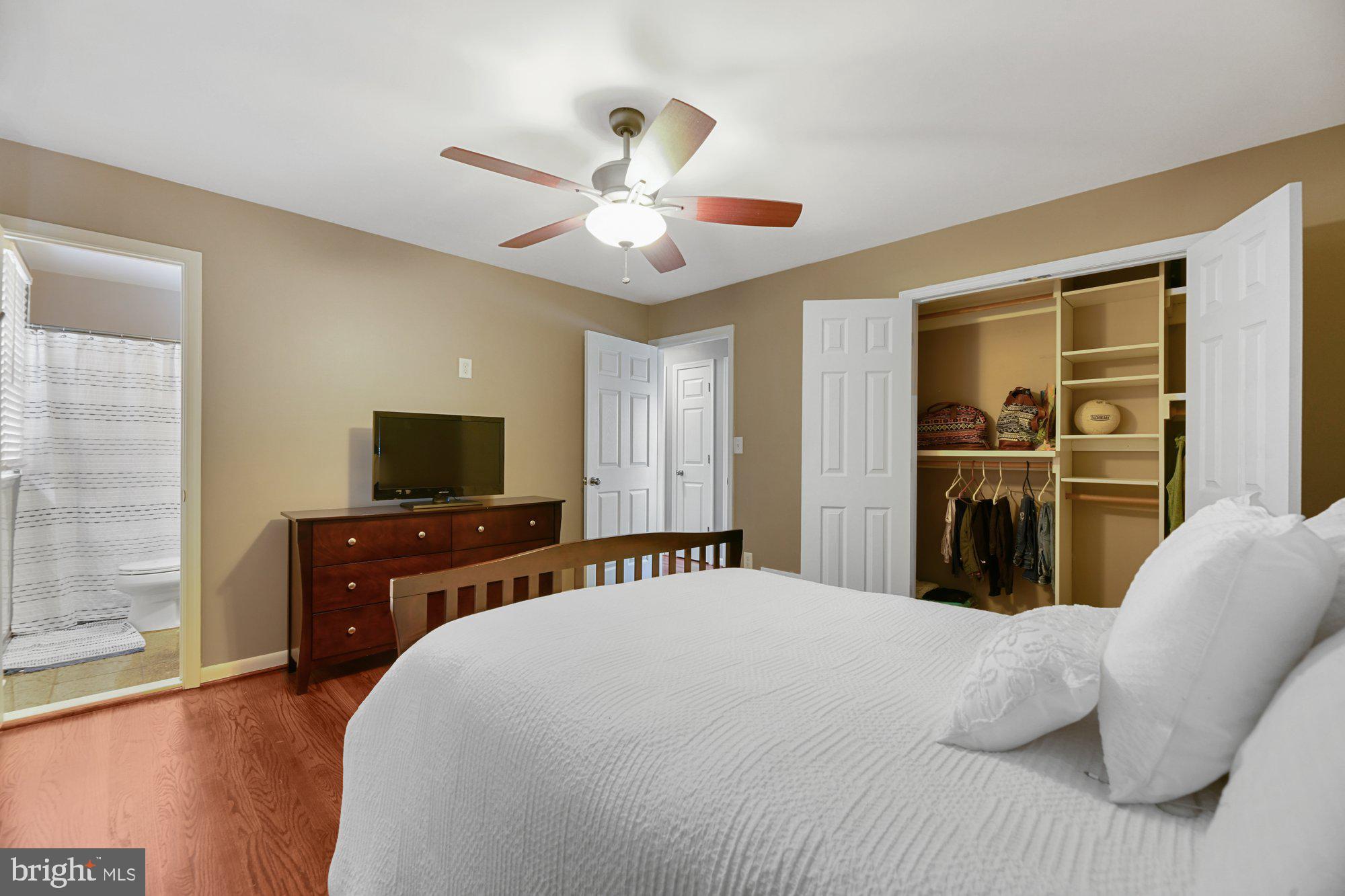 CAMELOT - Residential