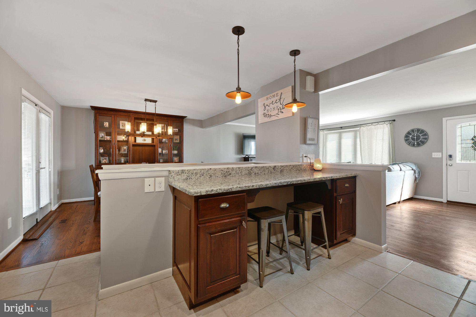 CAMELOT - Residential