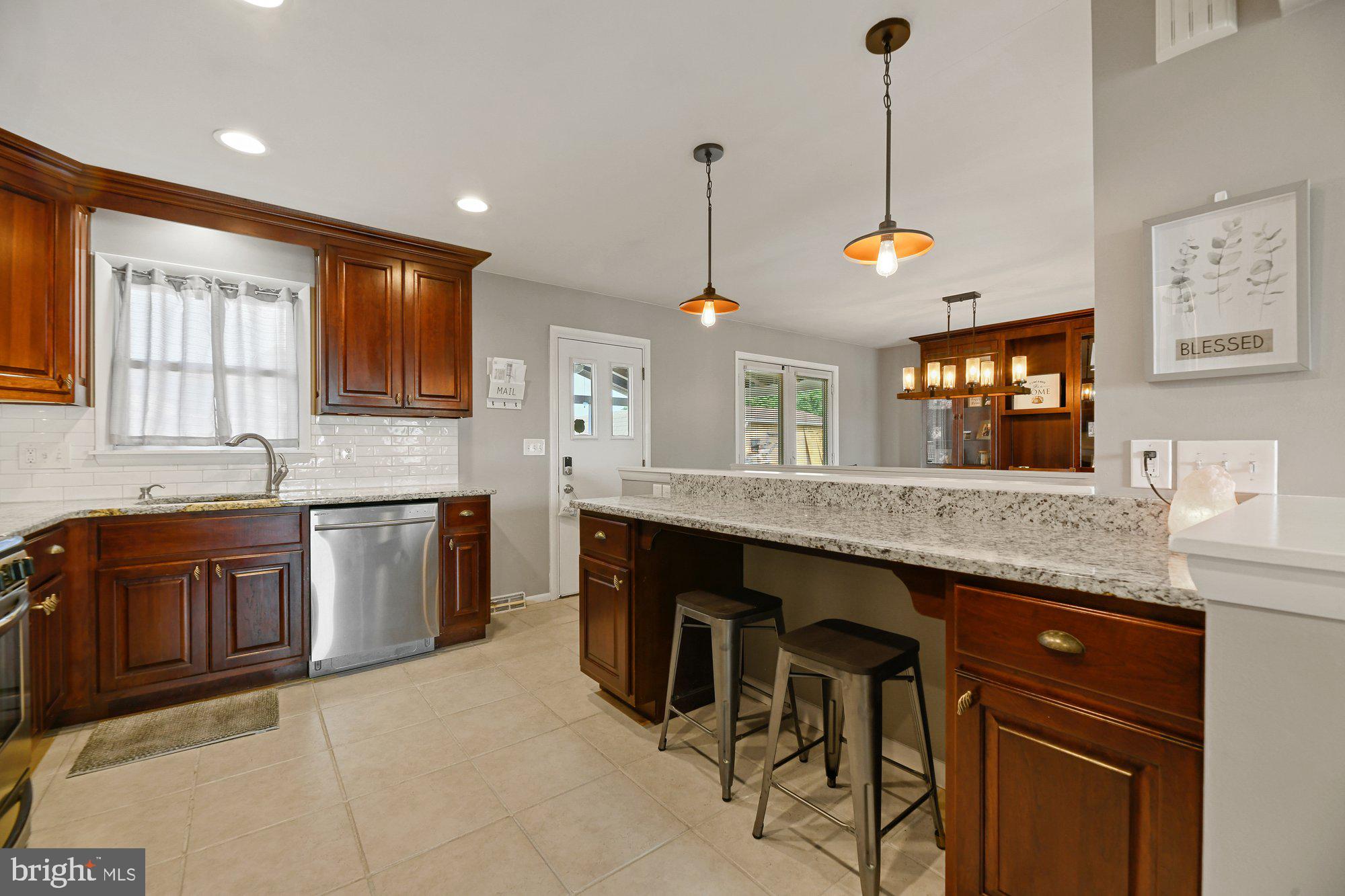 CAMELOT - Residential