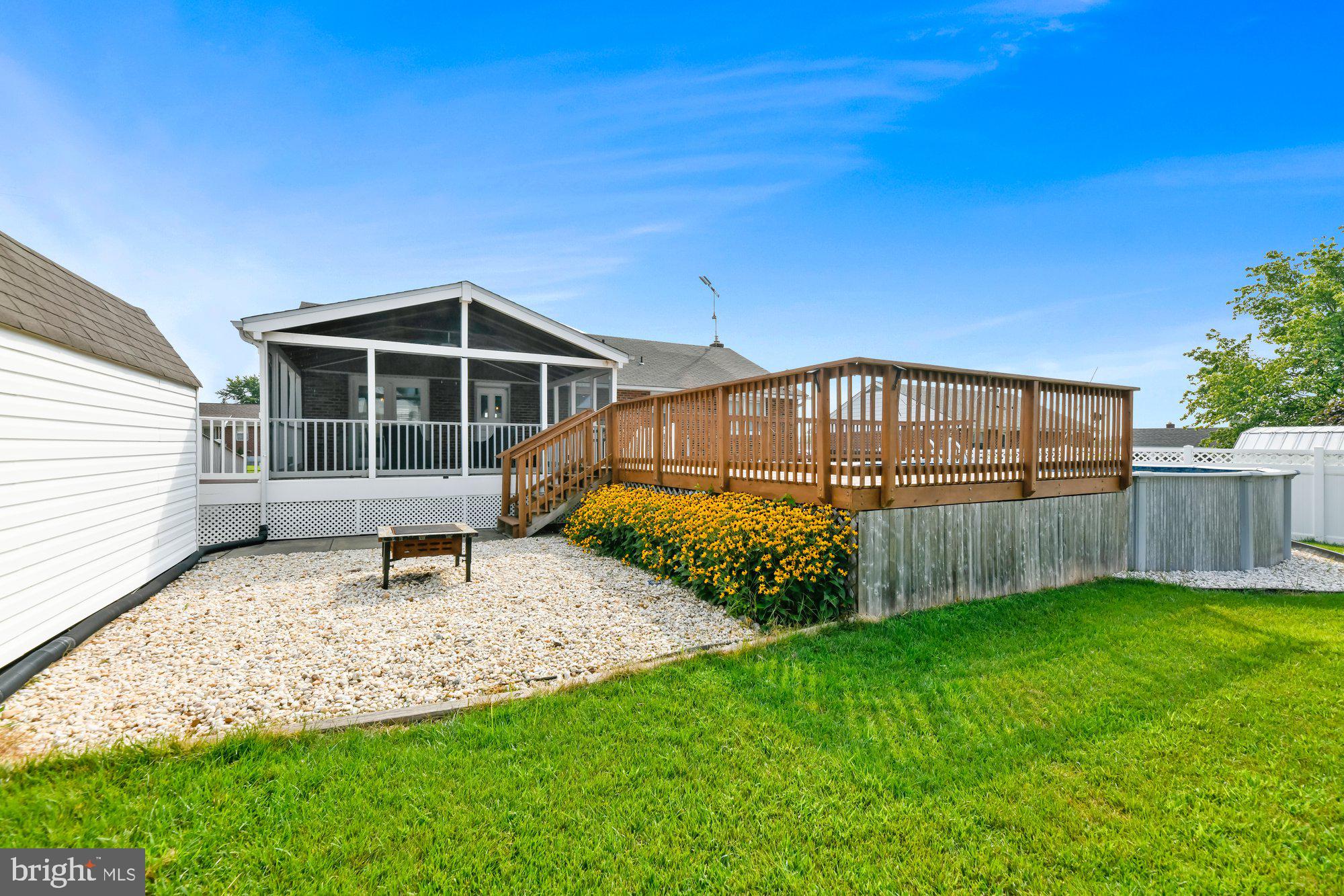 CAMELOT - Residential