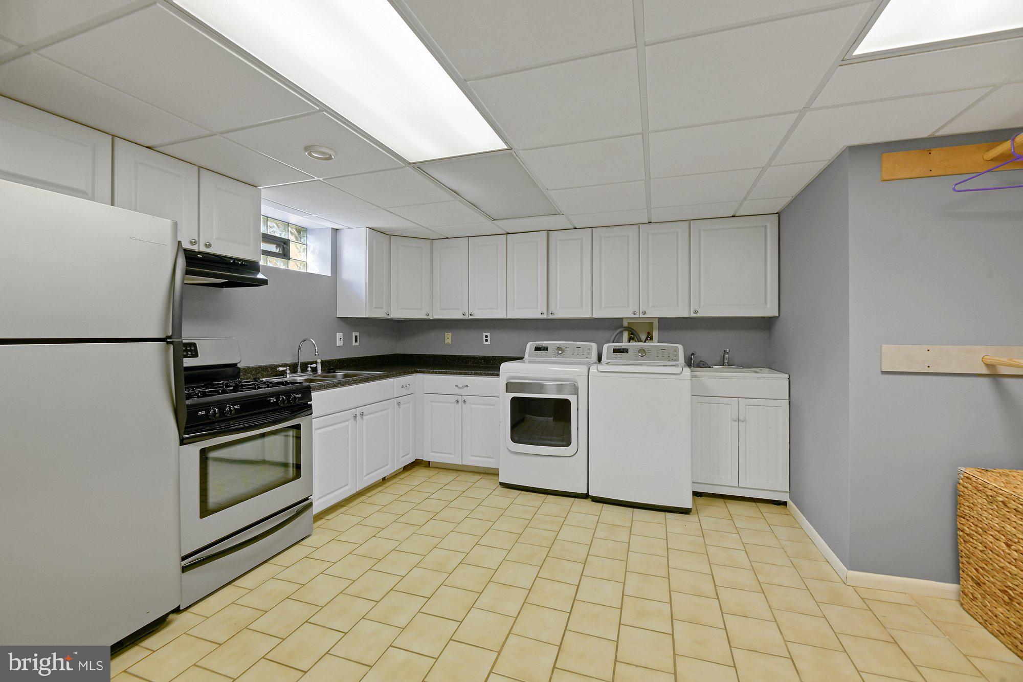 CAMELOT - Residential