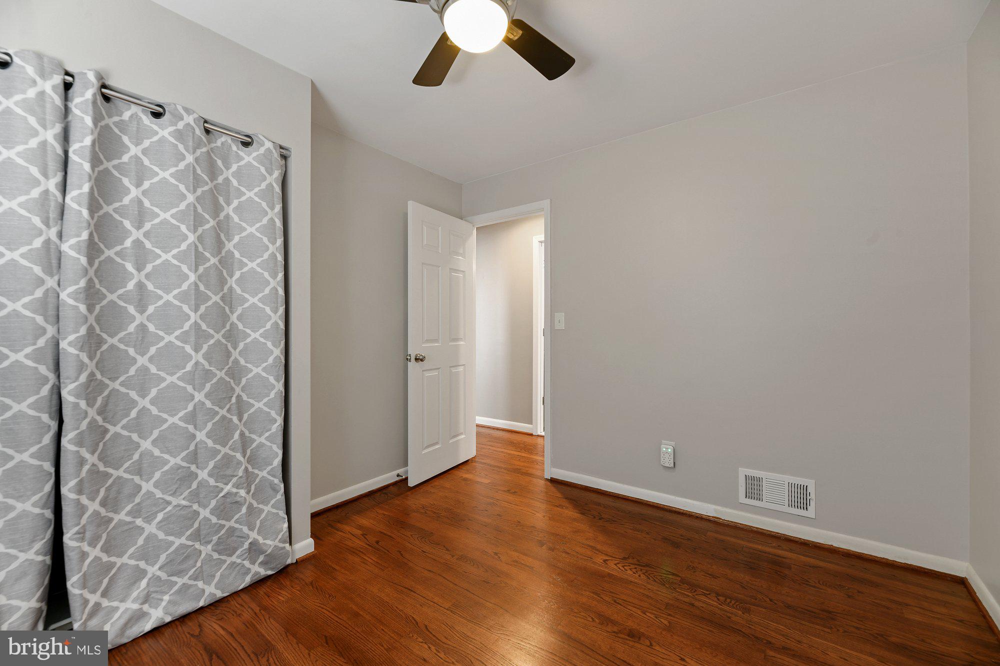 CAMELOT - Residential