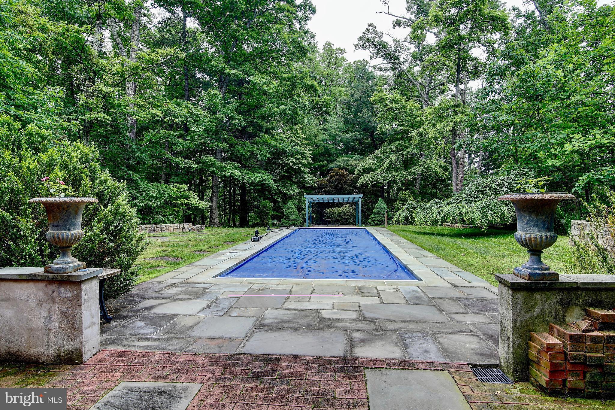 HERTZ DIVISION - Residential