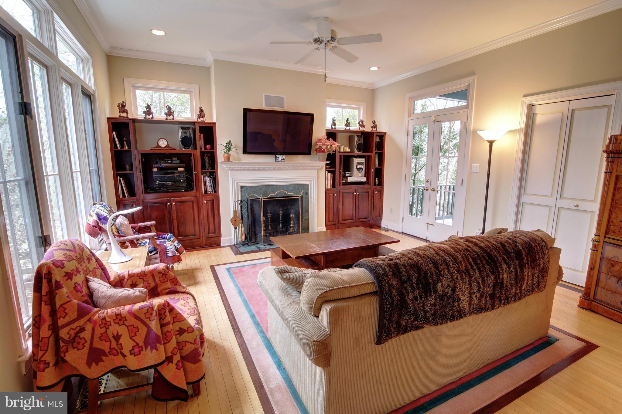 HERTZ DIVISION - Residential