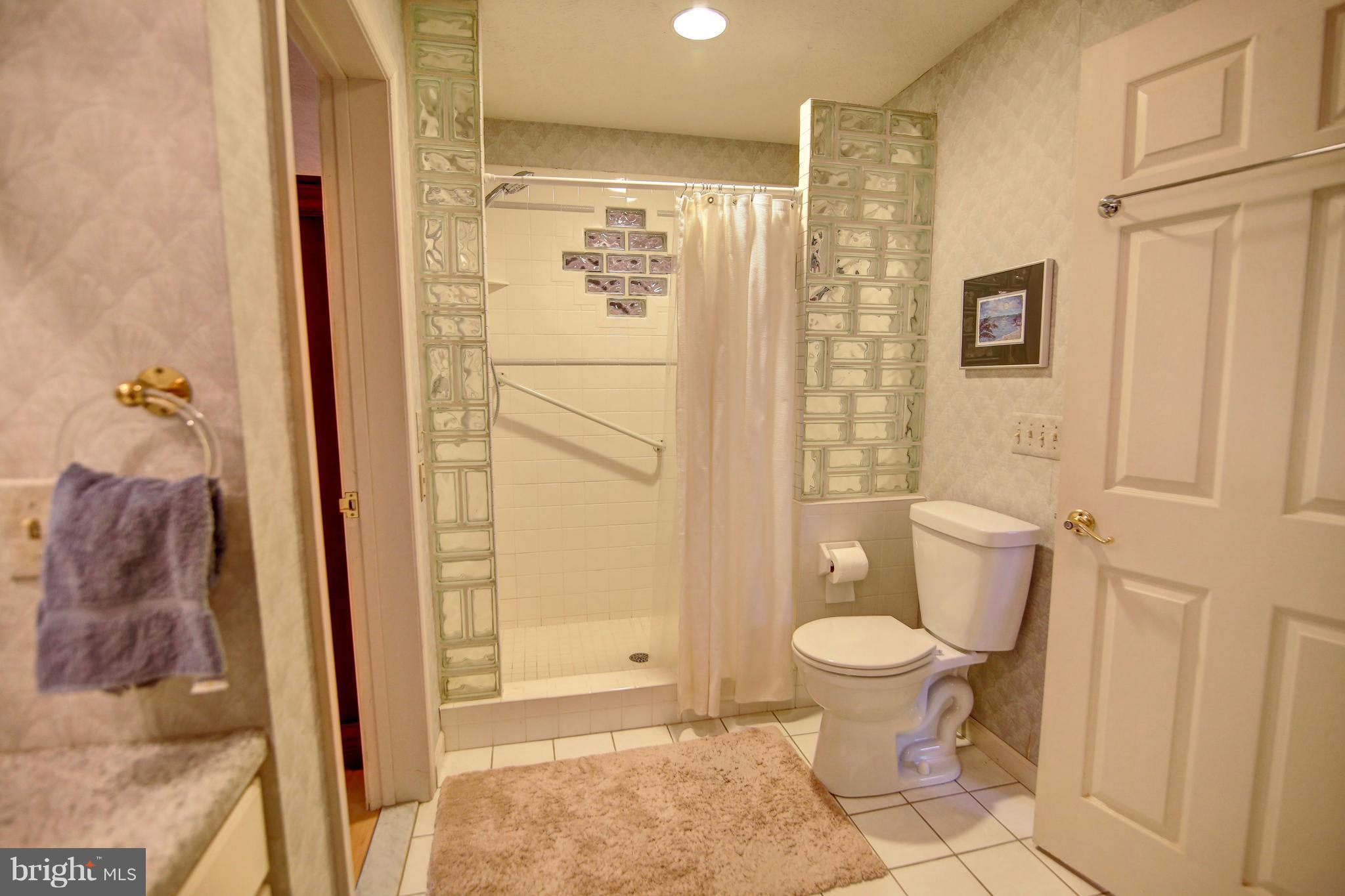 HERTZ DIVISION - Residential