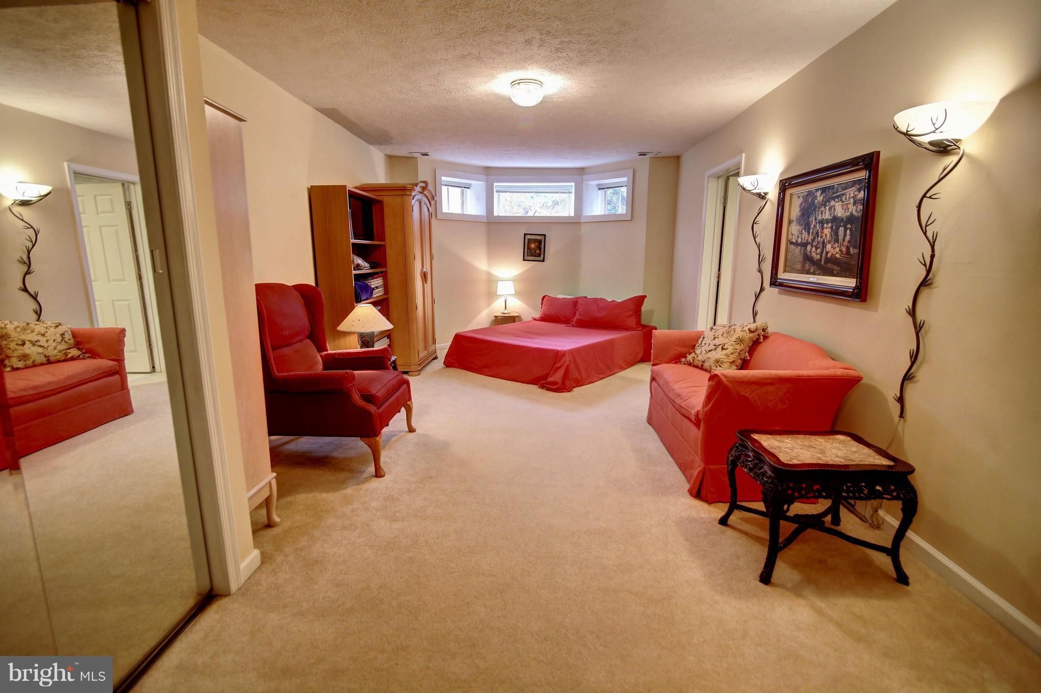 HERTZ DIVISION - Residential