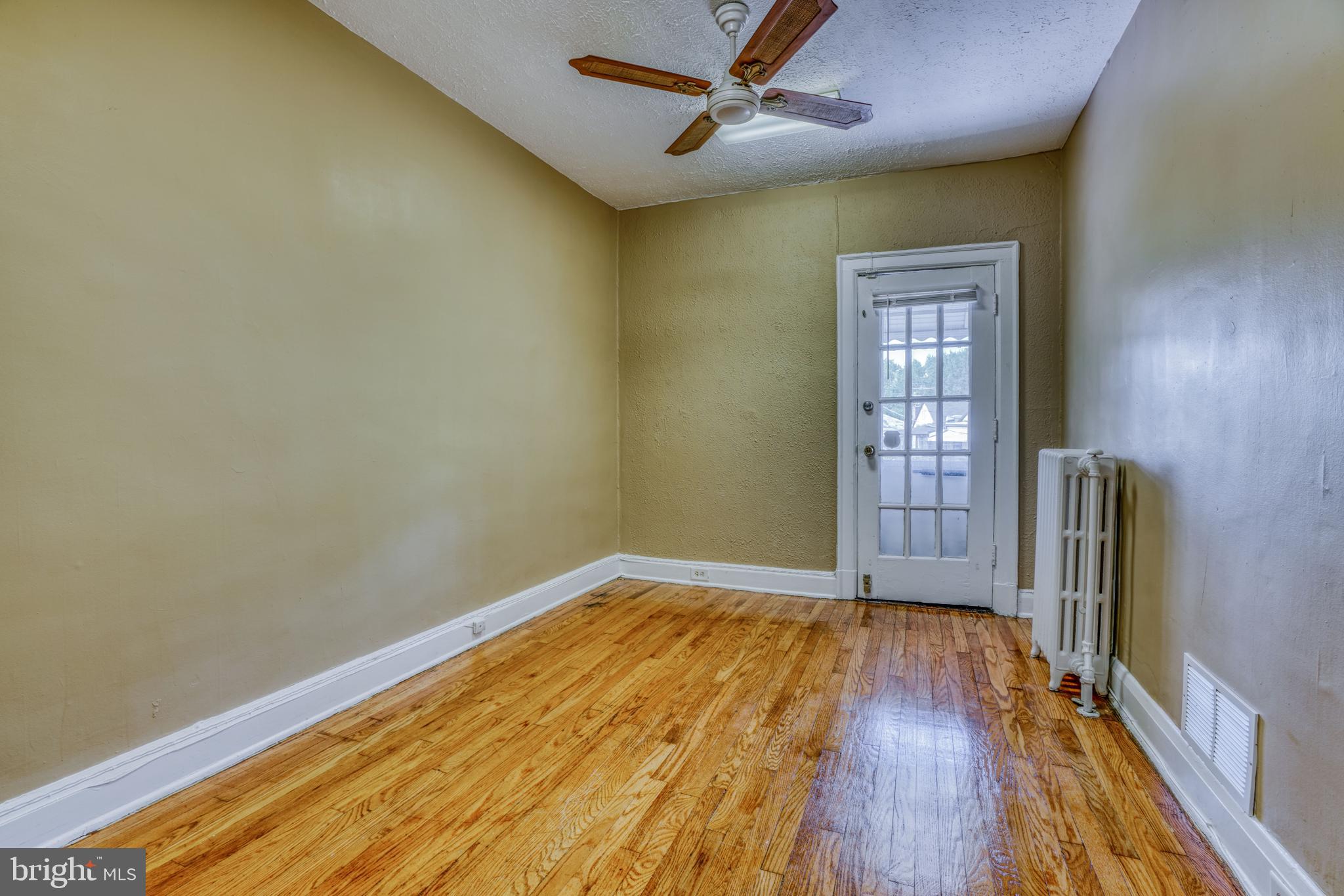 HUNTING RIDGE HISTORIC DISTRICT - Residential Lease