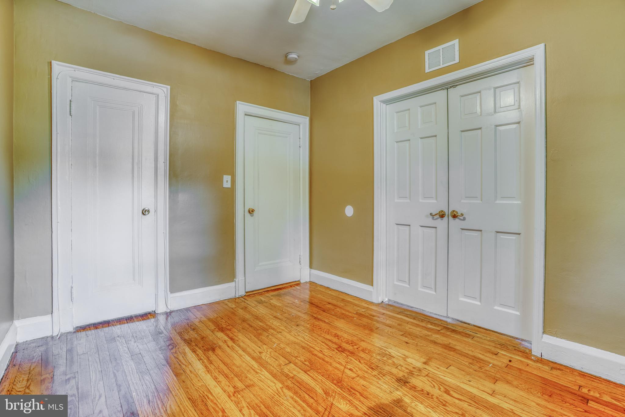 HUNTING RIDGE HISTORIC DISTRICT - Residential Lease