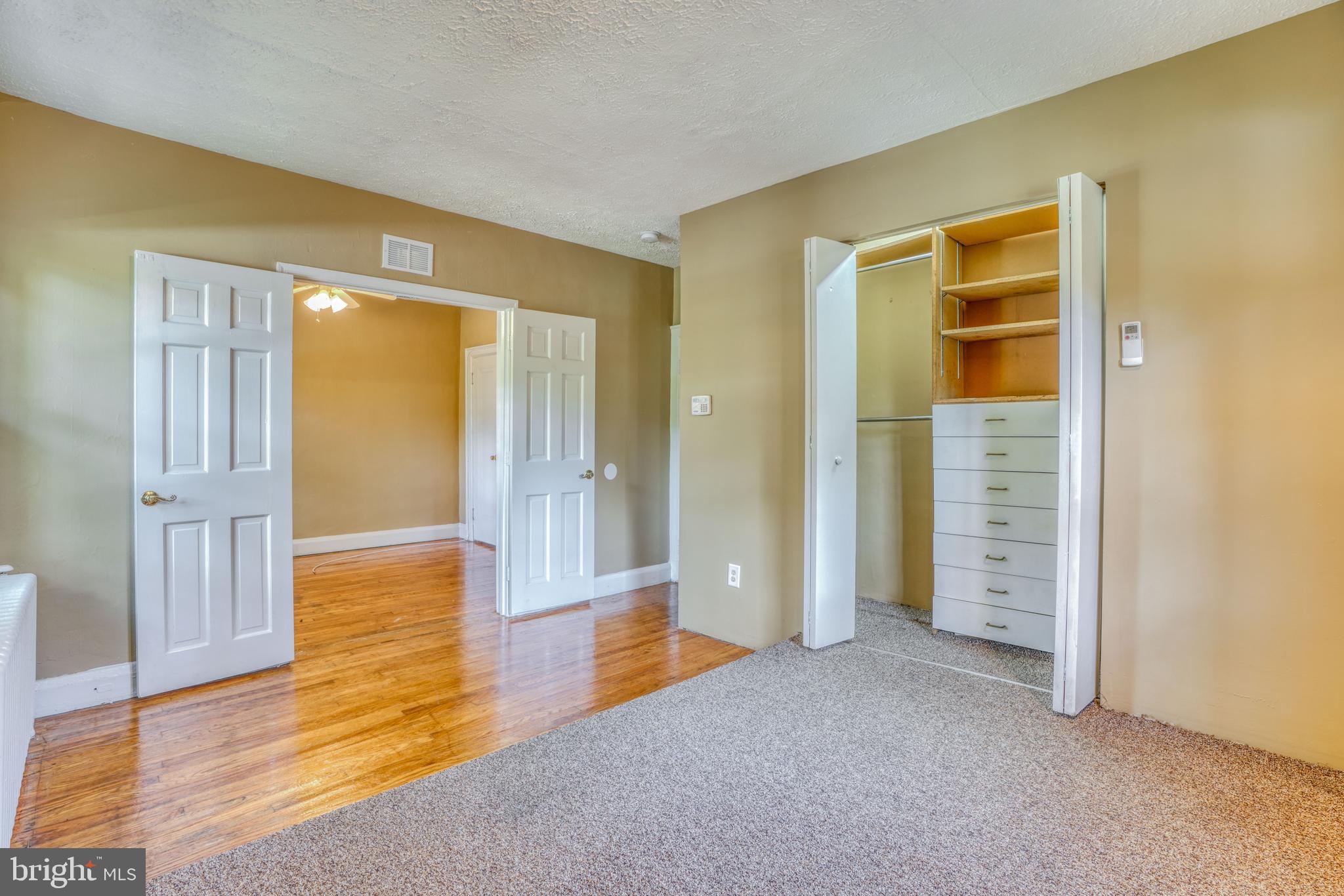 HUNTING RIDGE HISTORIC DISTRICT - Residential Lease