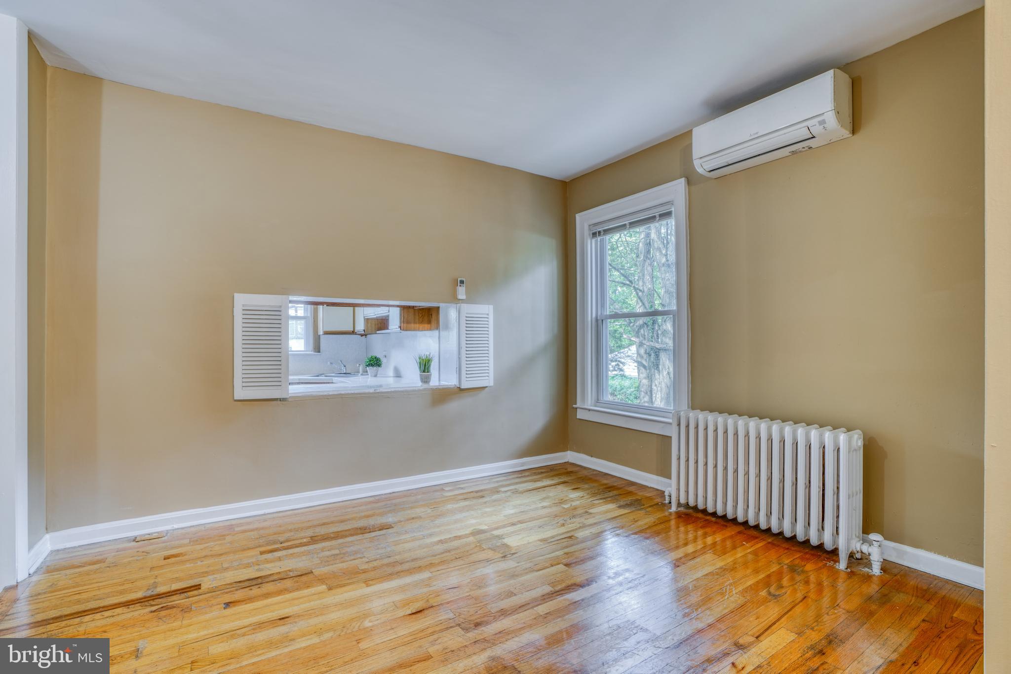 HUNTING RIDGE HISTORIC DISTRICT - Residential Lease