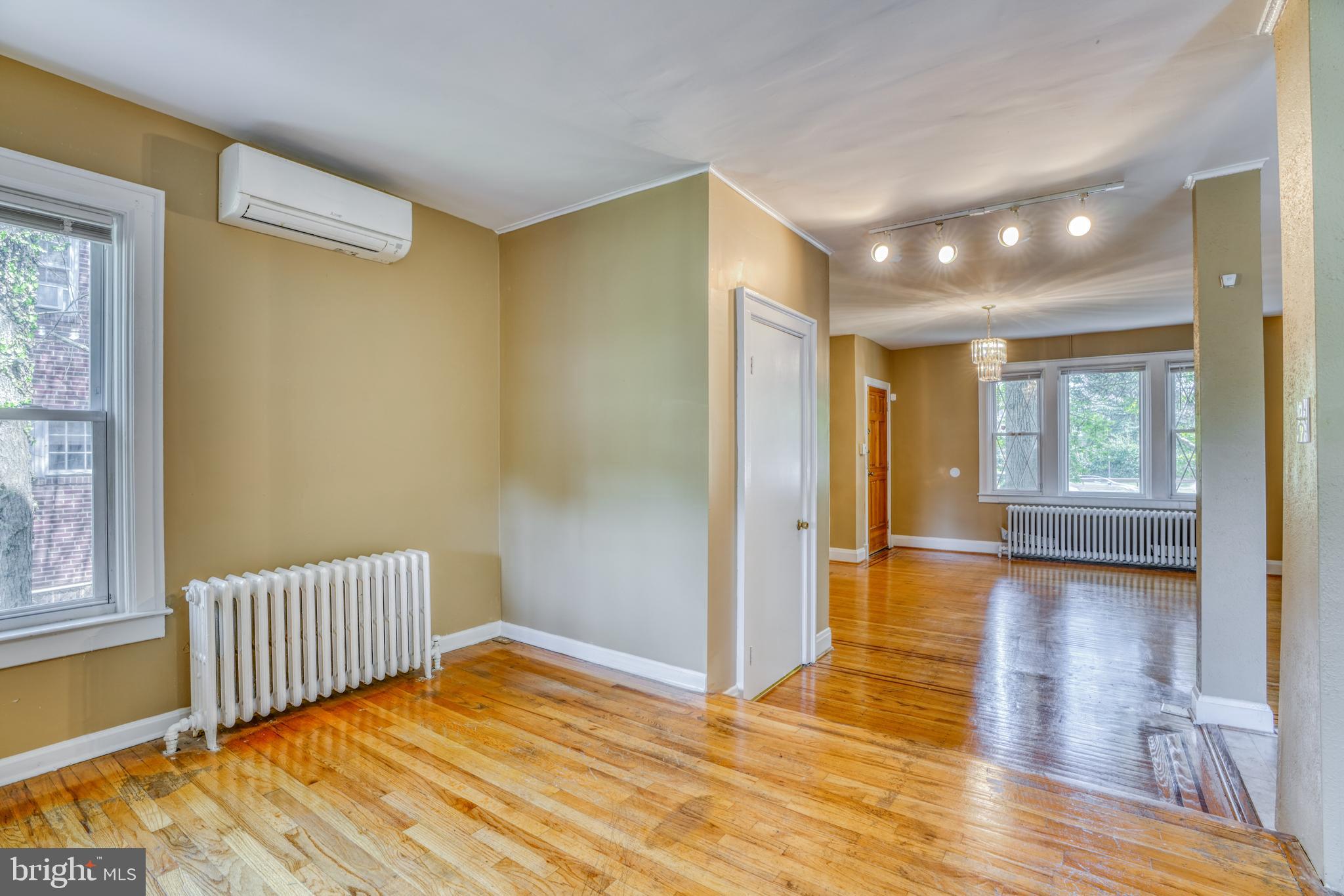 HUNTING RIDGE HISTORIC DISTRICT - Residential Lease