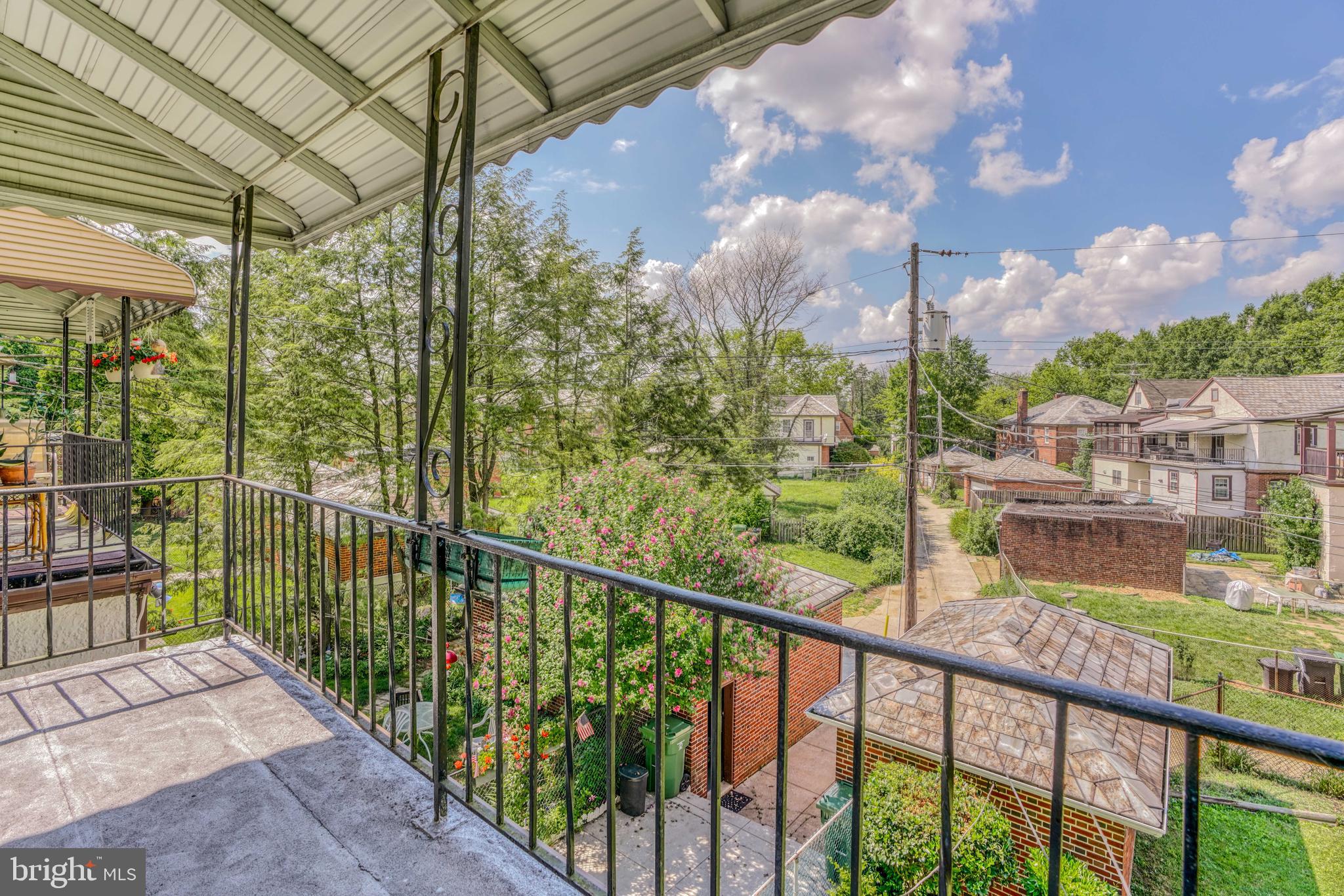 HUNTING RIDGE HISTORIC DISTRICT - Residential Lease