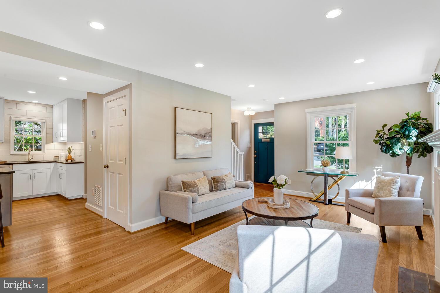 1307 TRACY PLACE