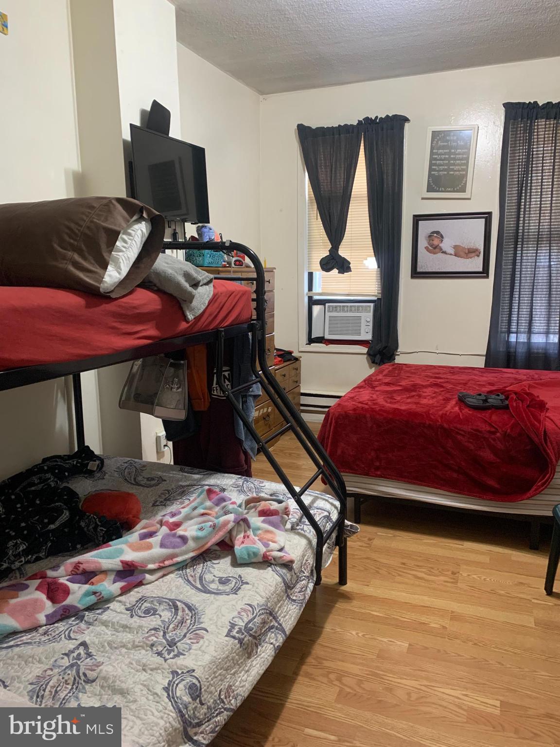 FELTONVILLE - Residential Income