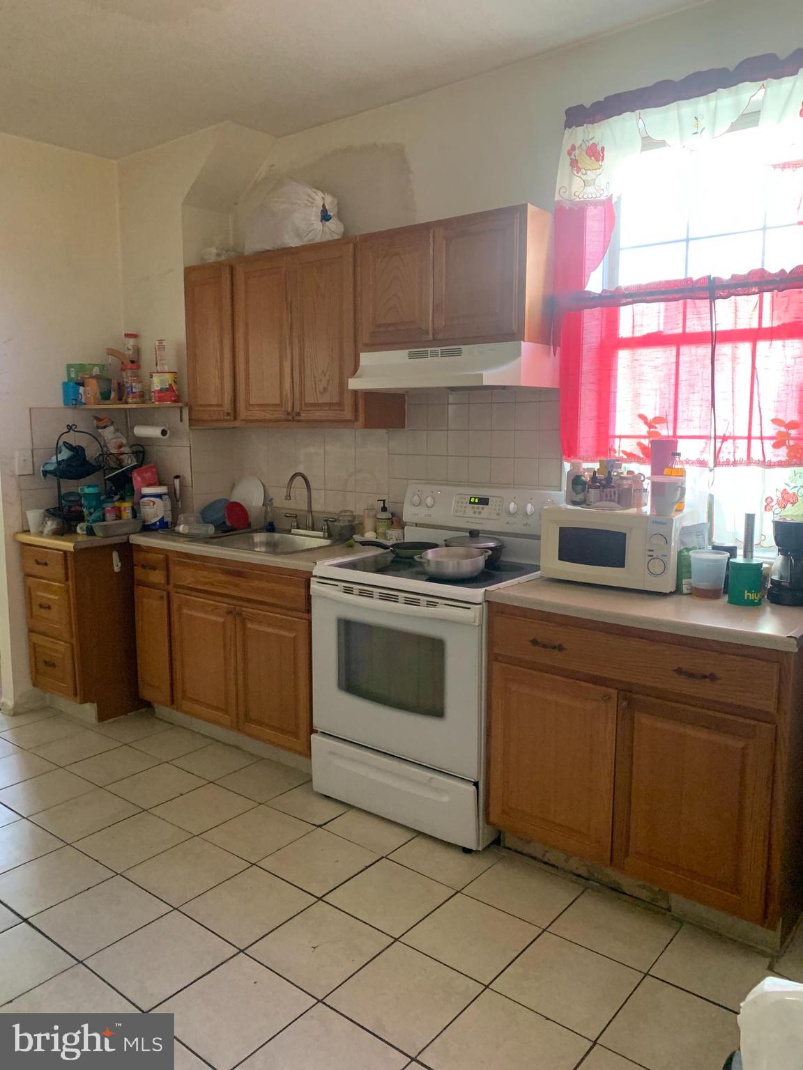 FELTONVILLE - Residential Income