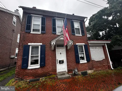 110 Chestnut Street, Pottstown, PA 19464 - MLS#: PAMC2144874