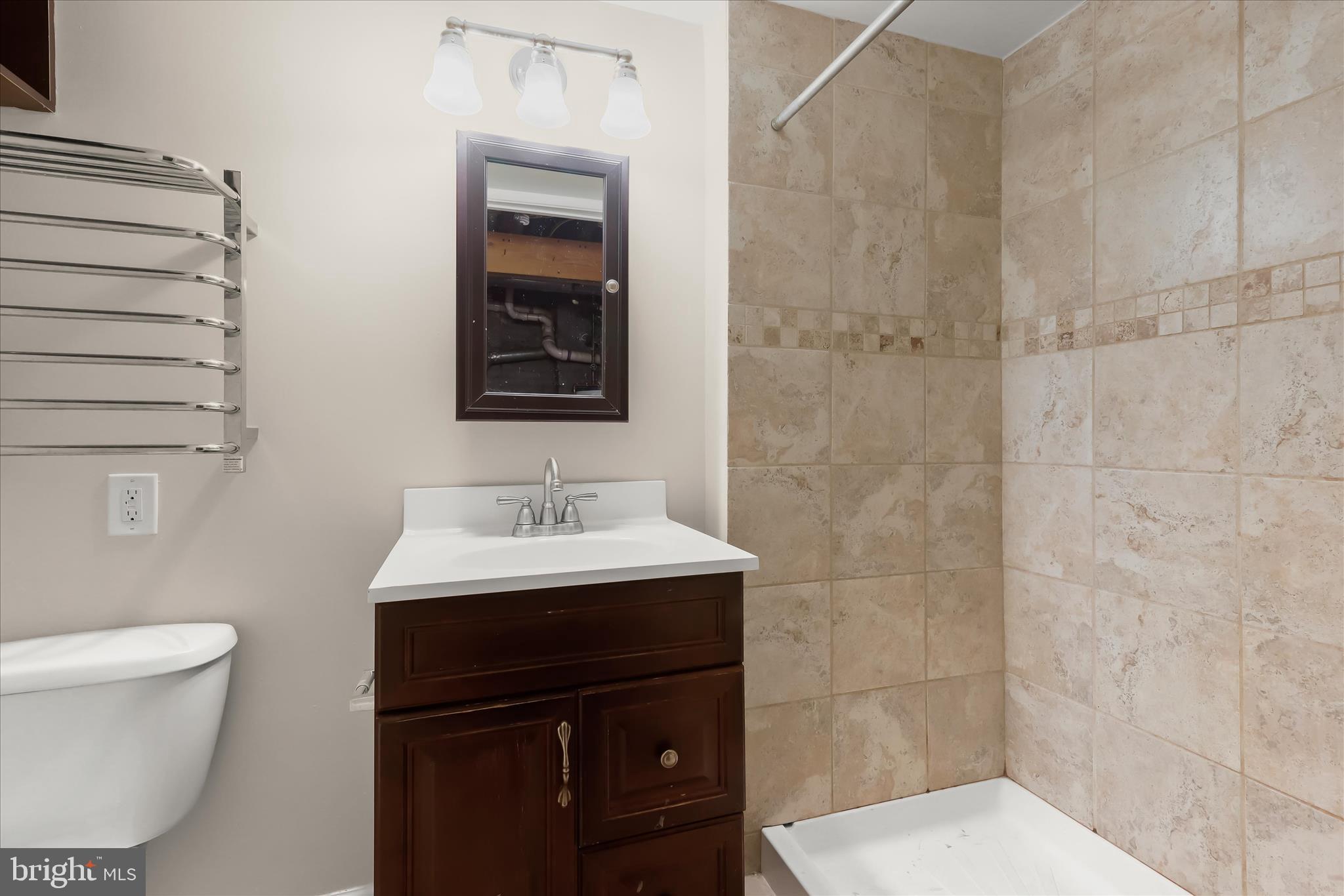 GREEKTOWN - Residential