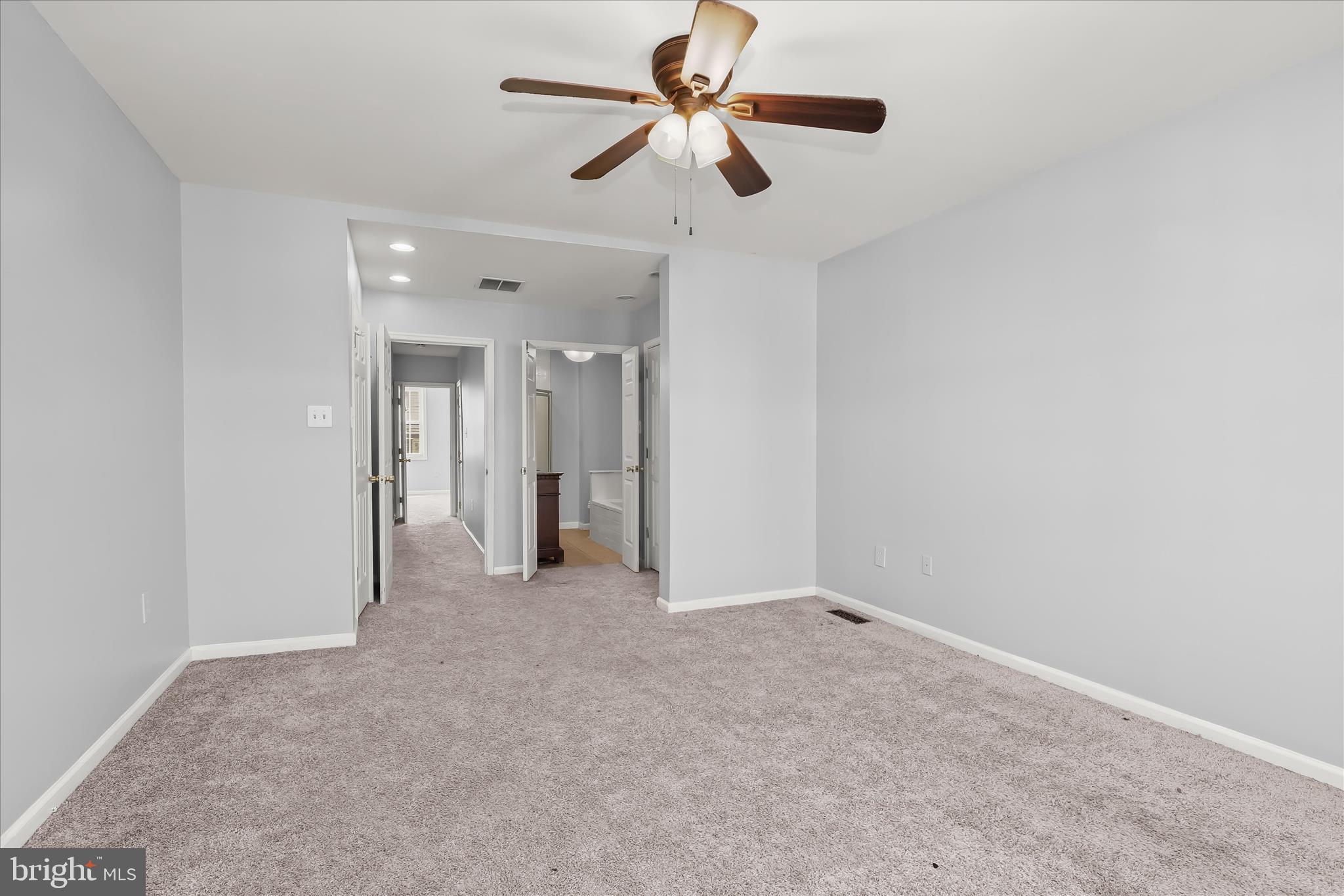 GREEKTOWN - Residential