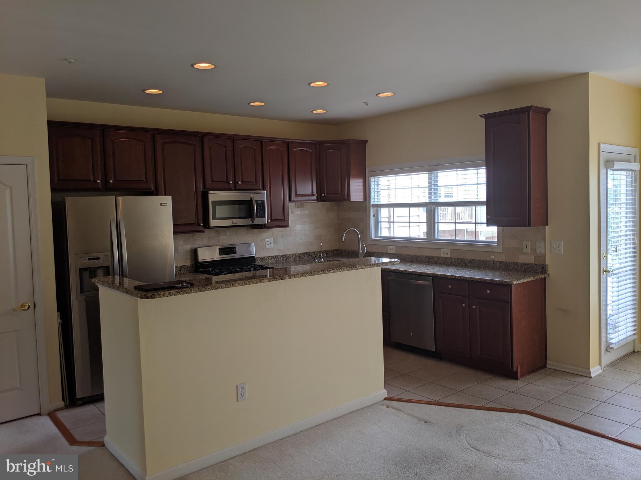 GOVERNORS GRANT - Residential Lease