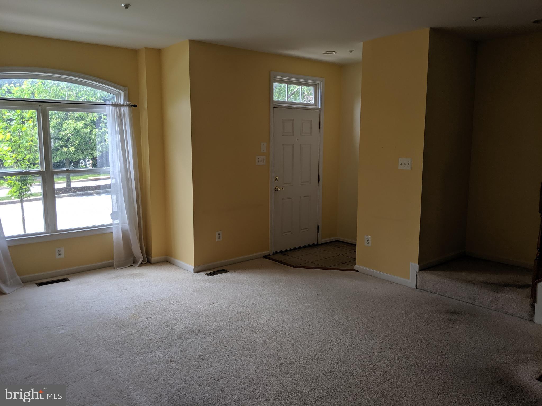 GOVERNORS GRANT - Residential Lease