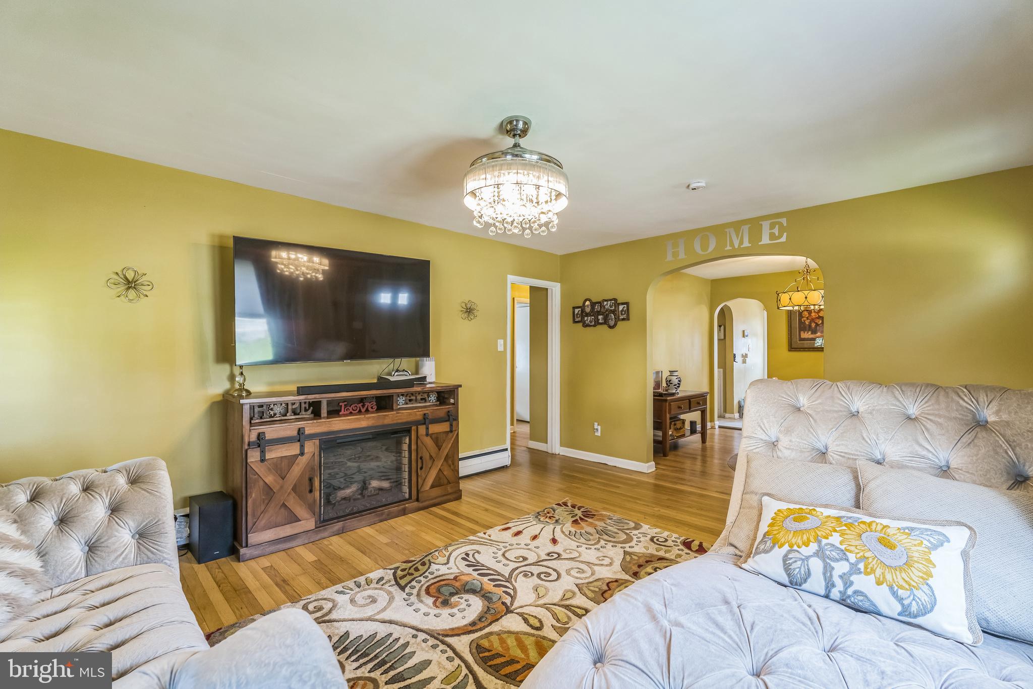 SHARON HILL - Residential