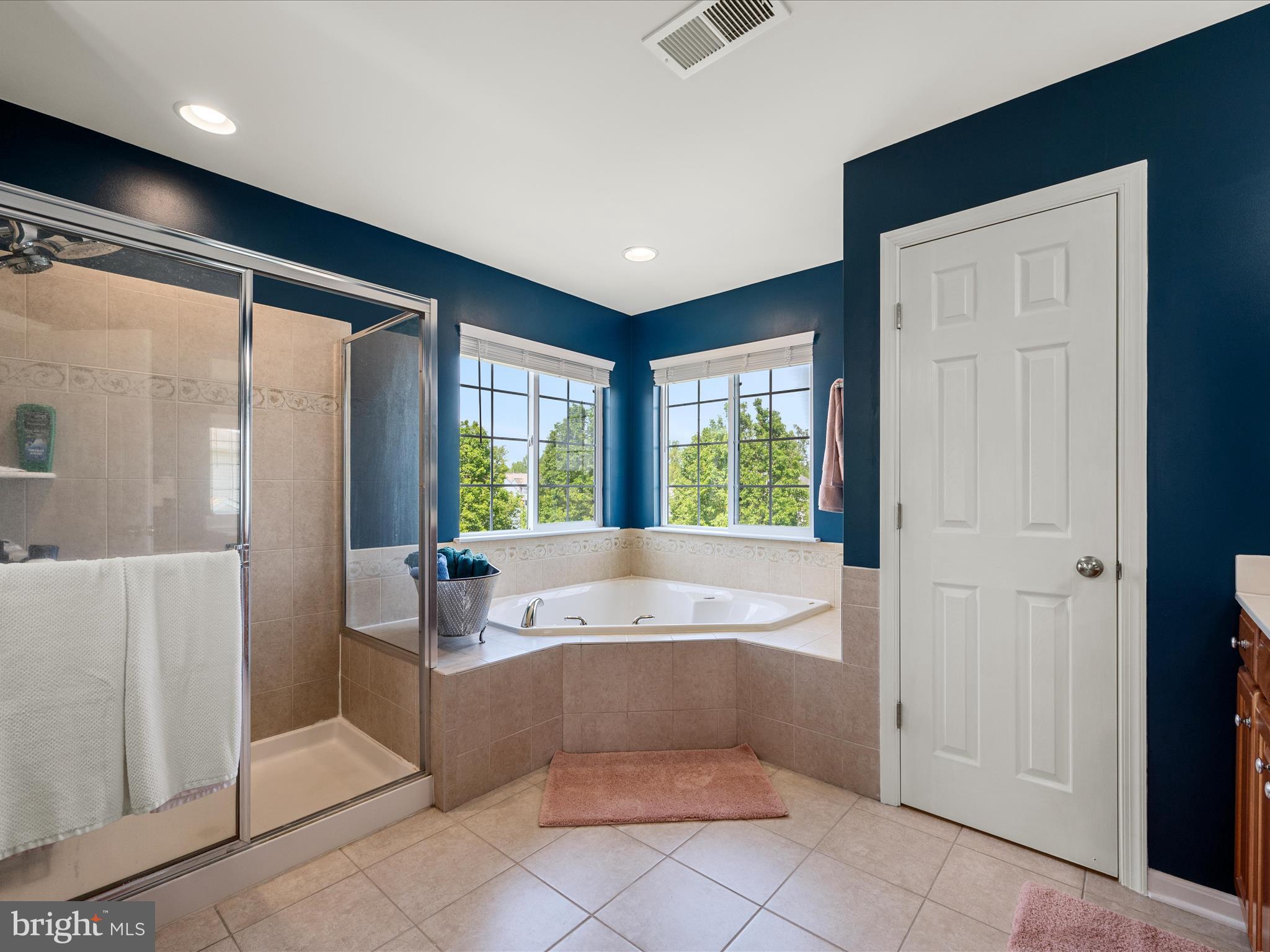 THE GALLERY - Residential