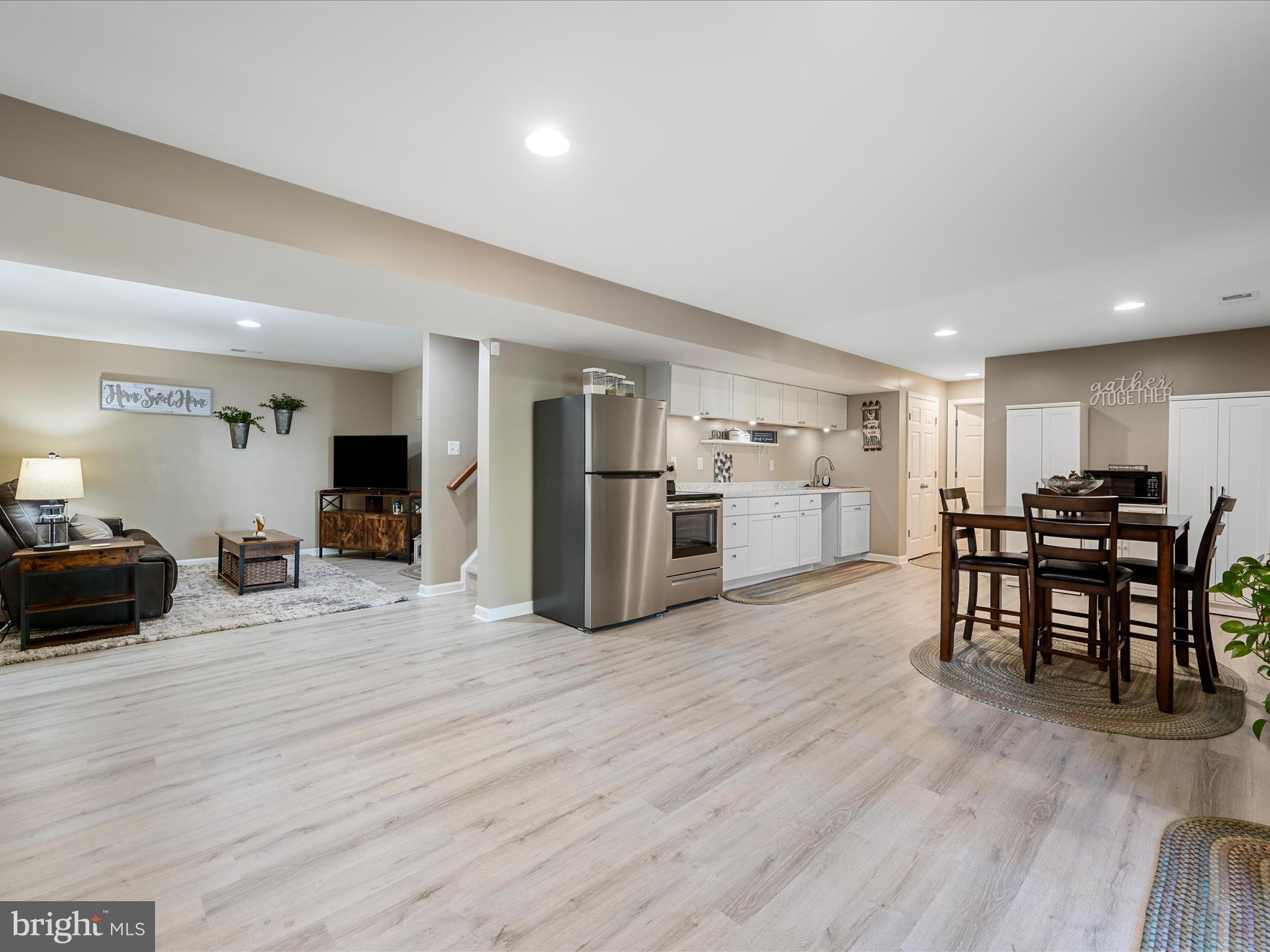 THE GALLERY - Residential