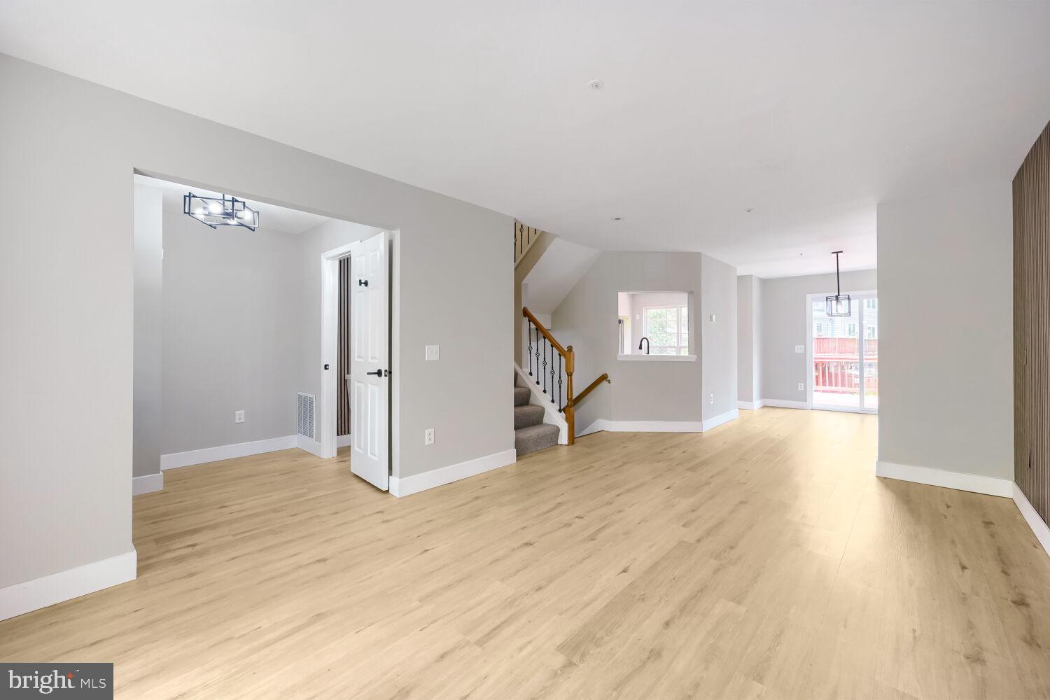 24 STRETHAM COURT