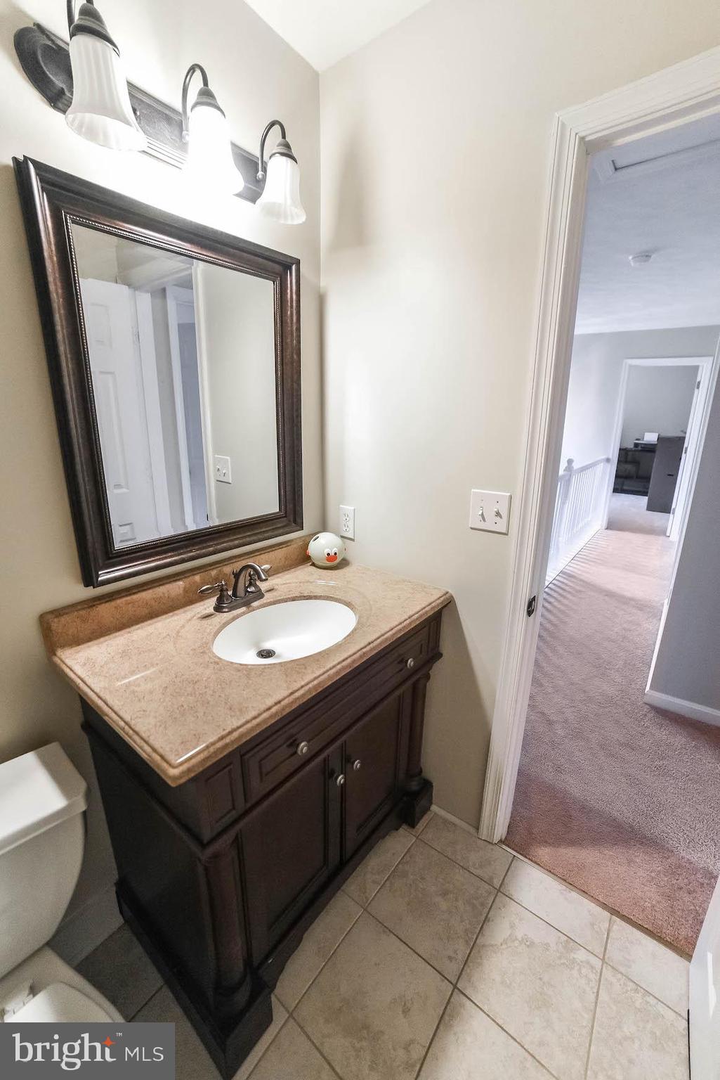 HUNTING QUARTERS - Residential