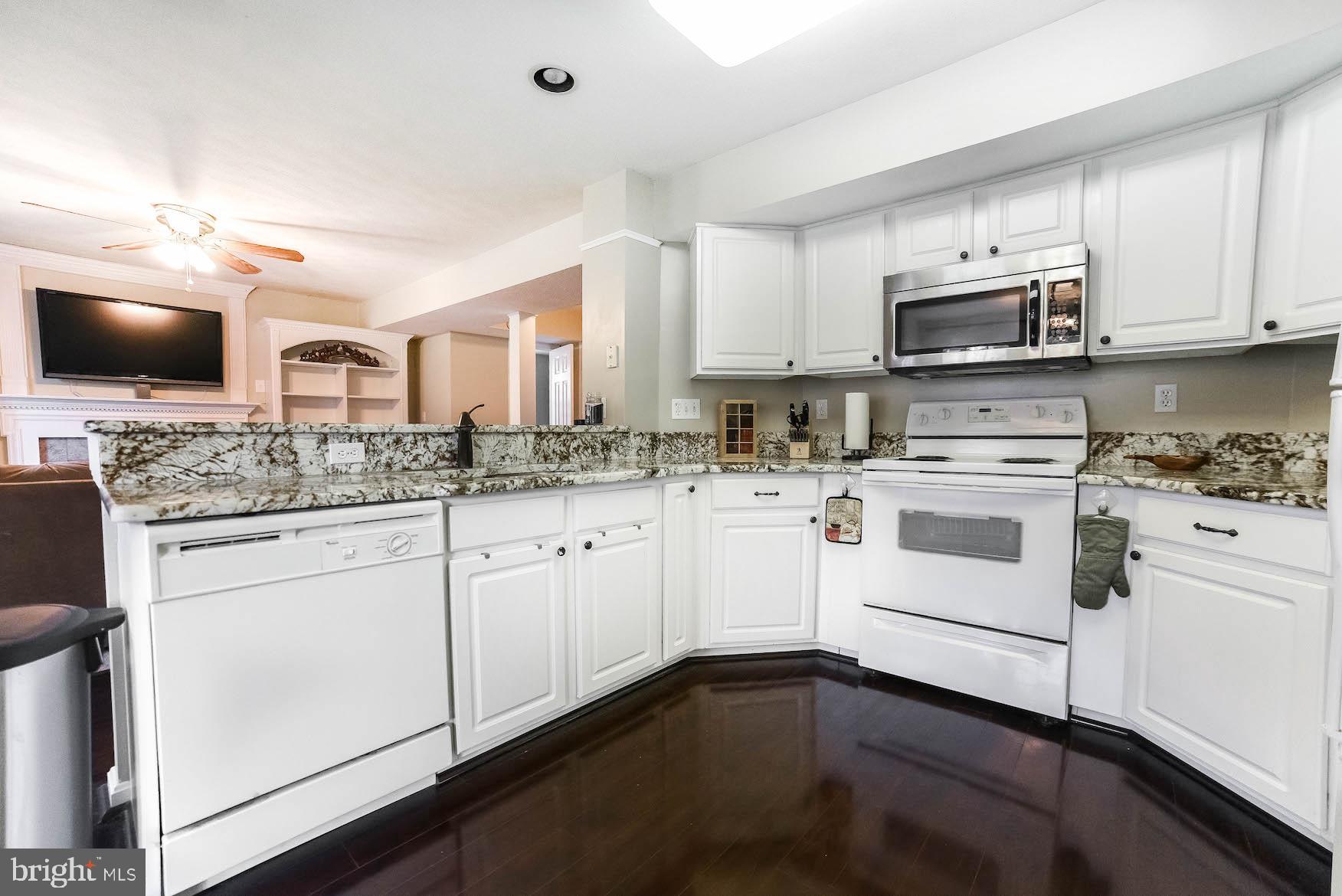 HUNTING QUARTERS - Residential