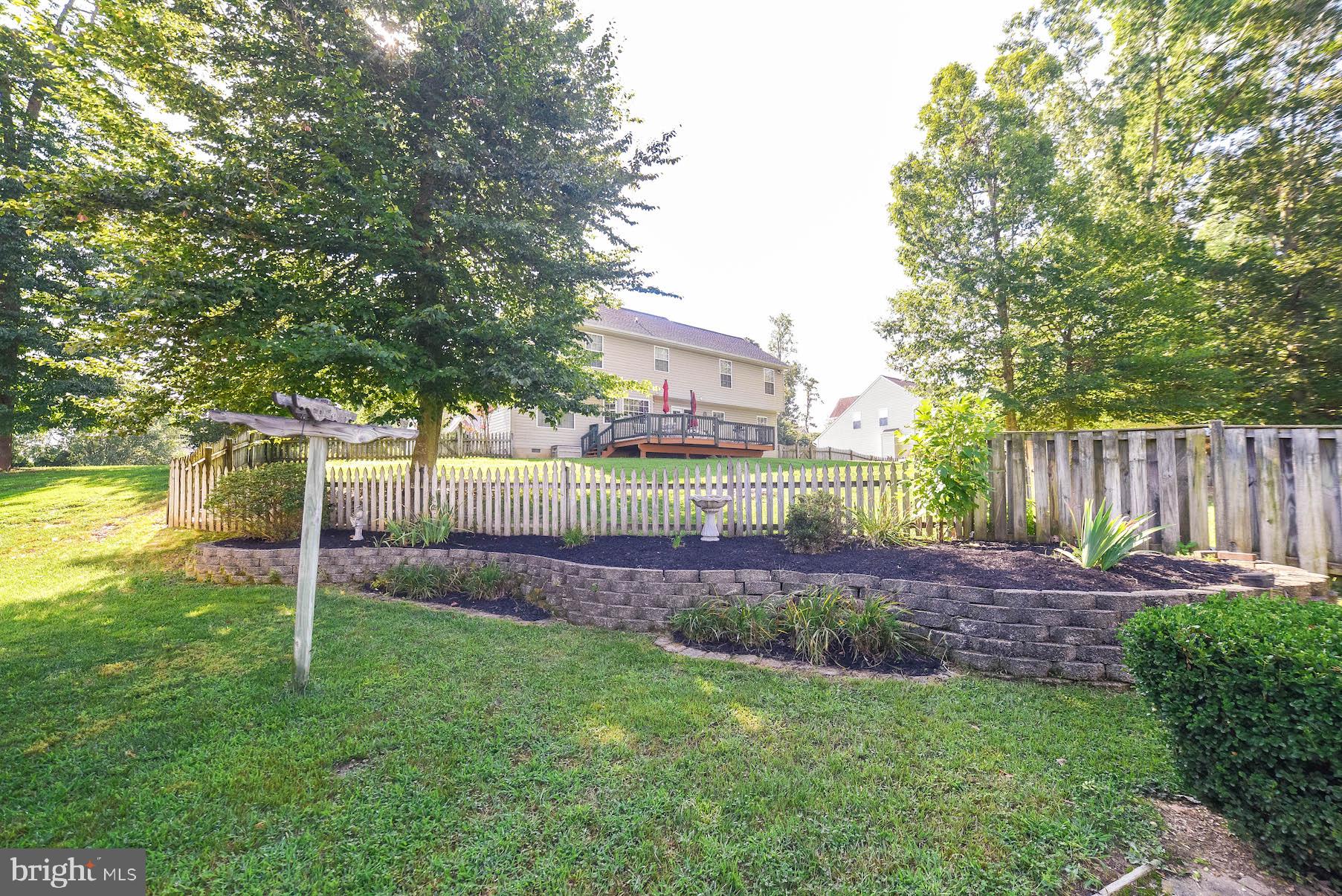 HUNTING QUARTERS - Residential