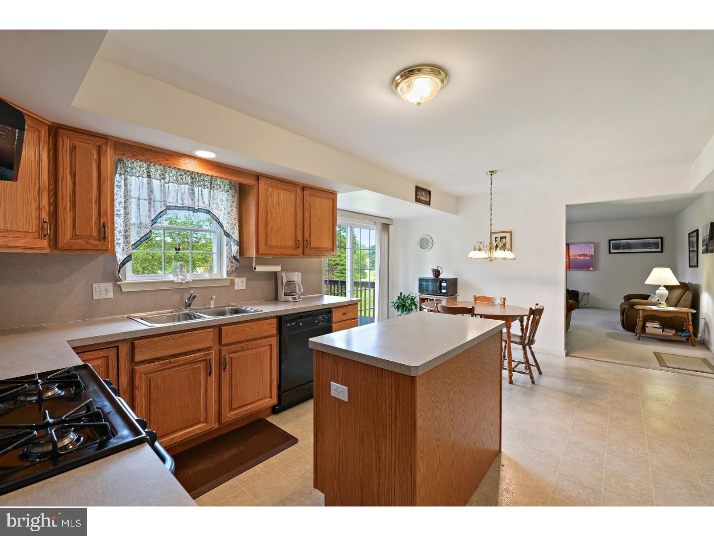 SUNNYSIDE - Residential