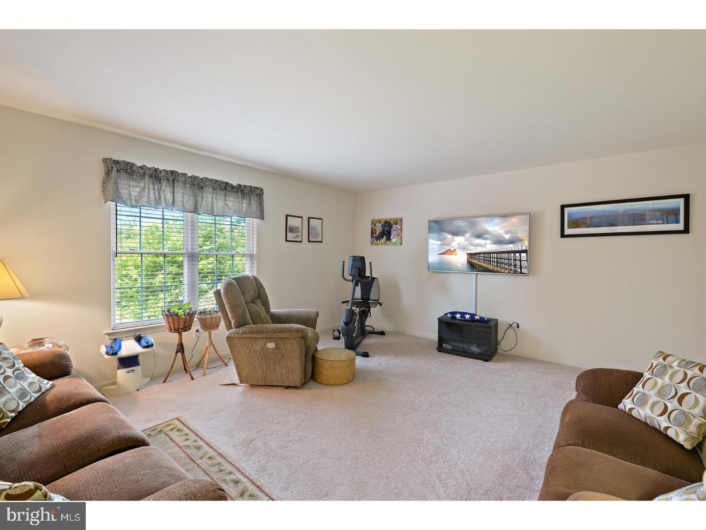 SUNNYSIDE - Residential