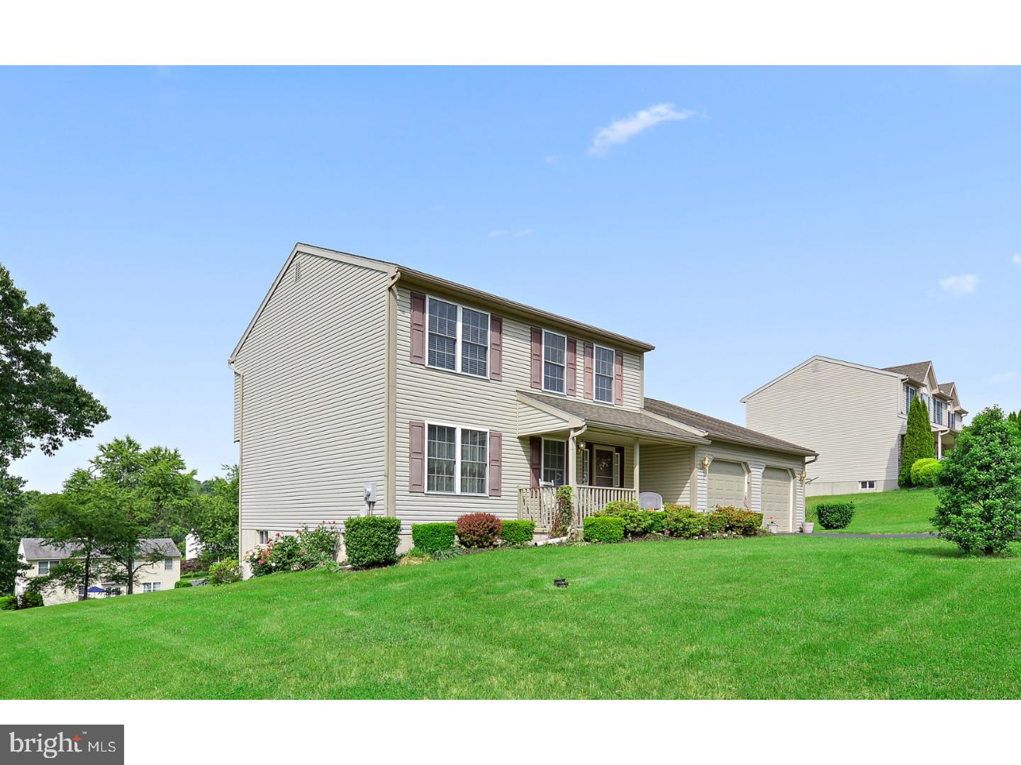 SUNNYSIDE - Residential