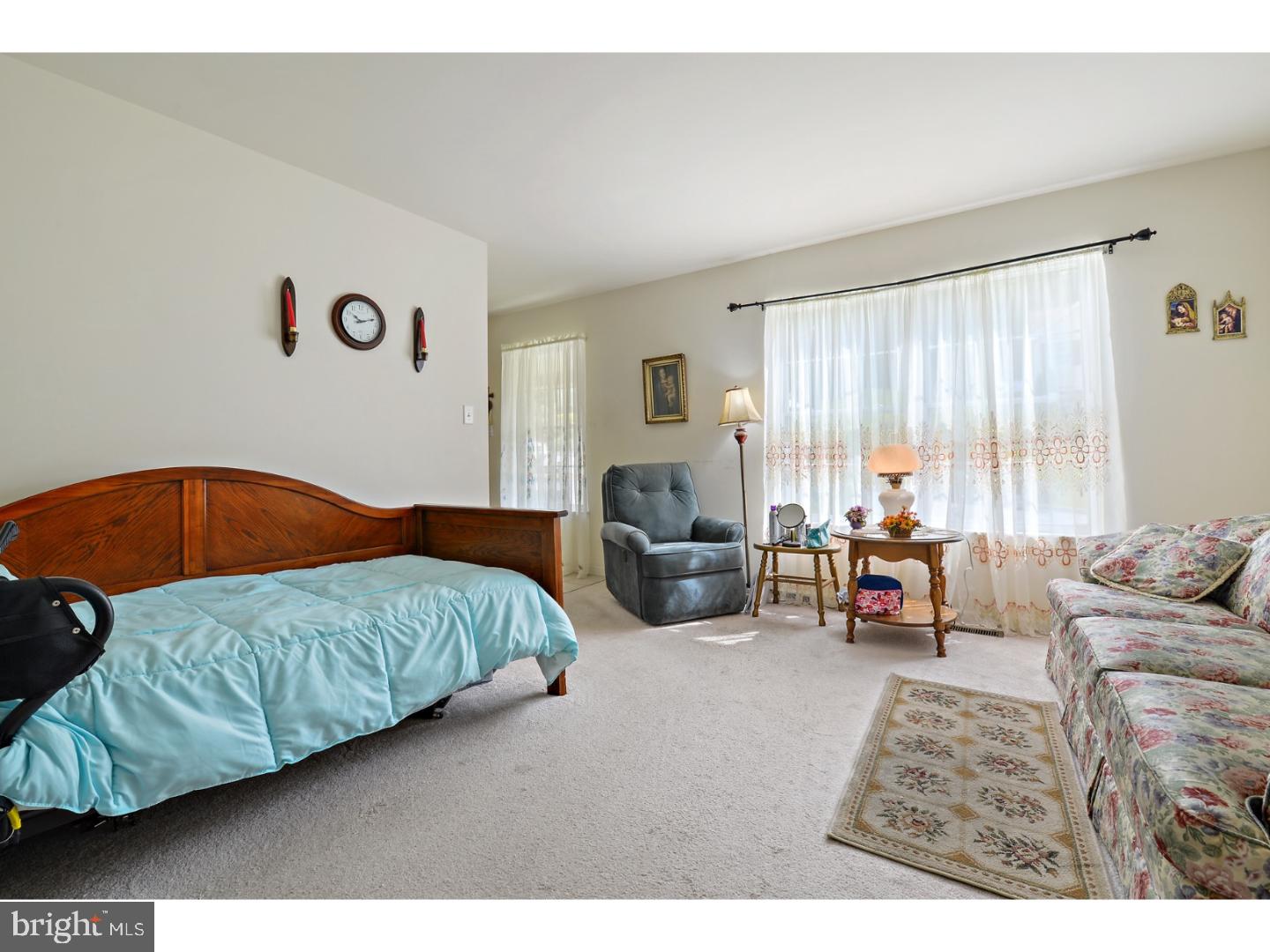 SUNNYSIDE - Residential