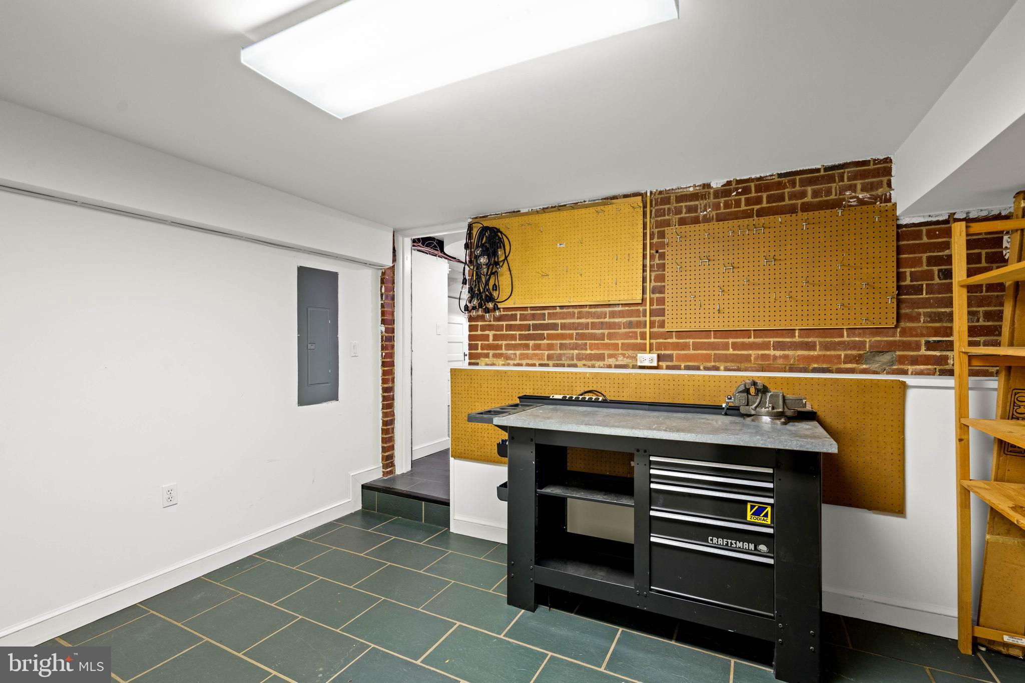 MARTINS ADDITION - Residential