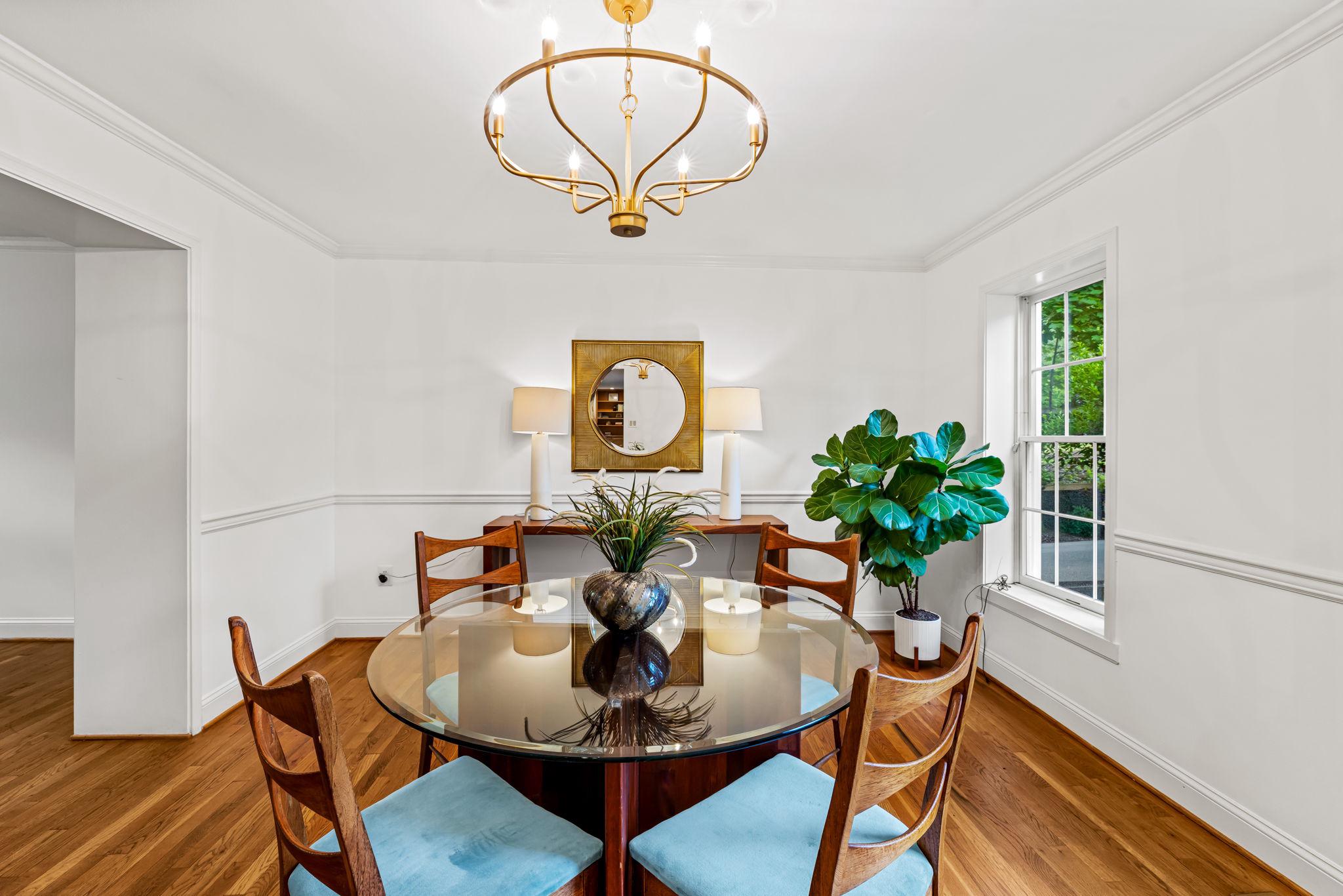 MOUNT WASHINGTON - Residential