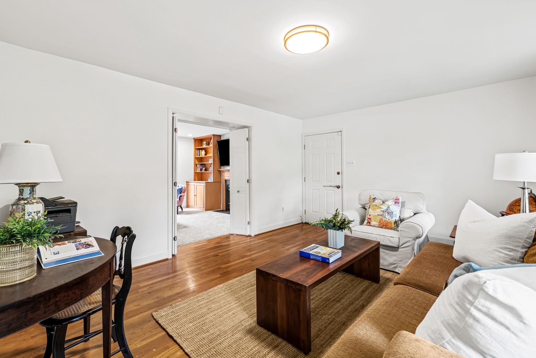 MOUNT WASHINGTON - Residential