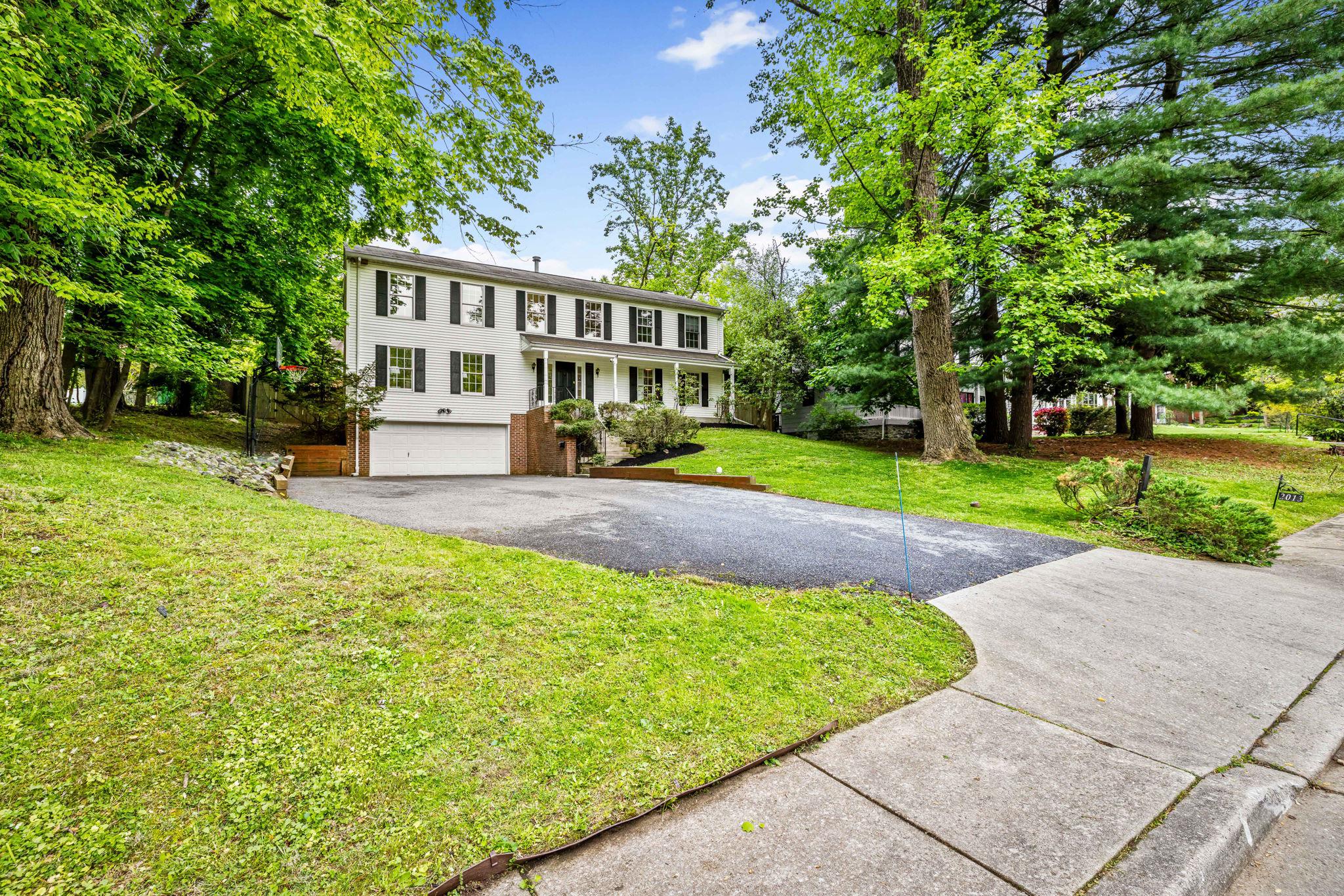 MOUNT WASHINGTON - Residential