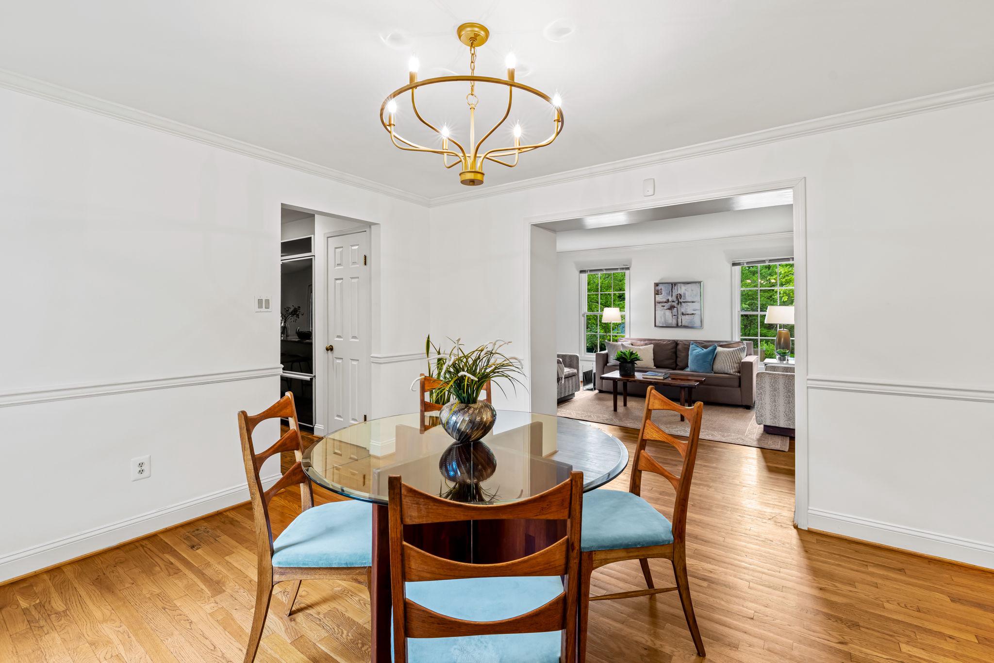 MOUNT WASHINGTON - Residential