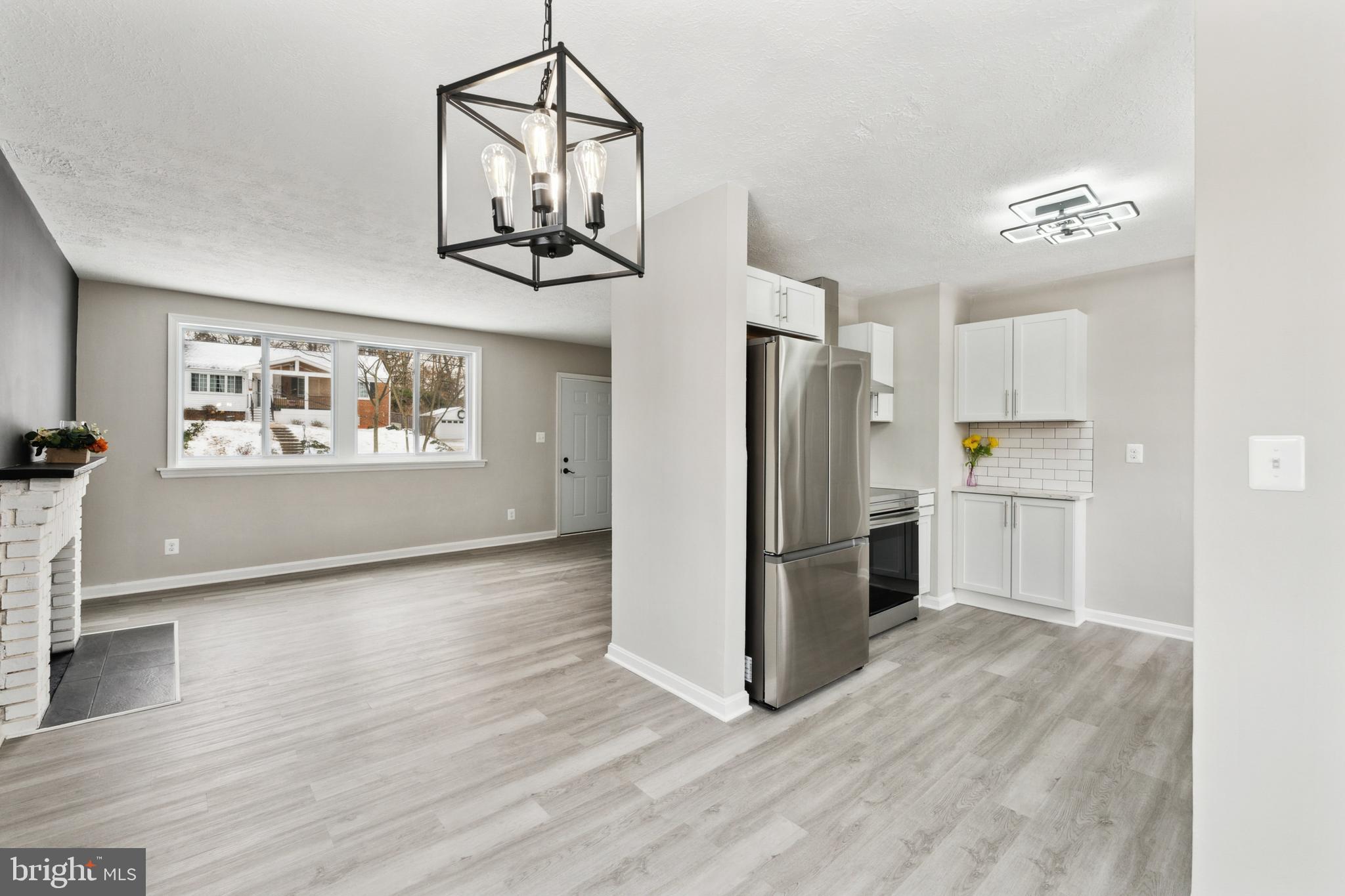 COLUMBIA PINES - Residential