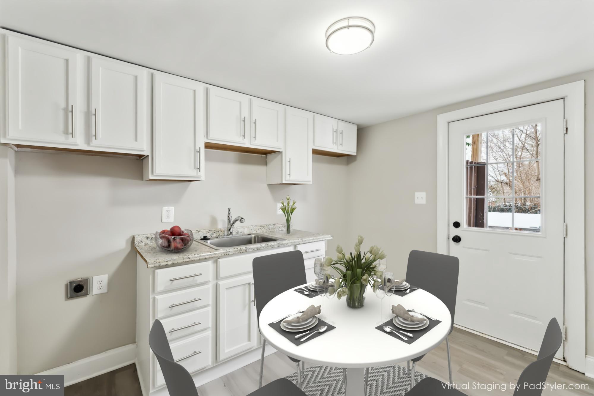 COLUMBIA PINES - Residential