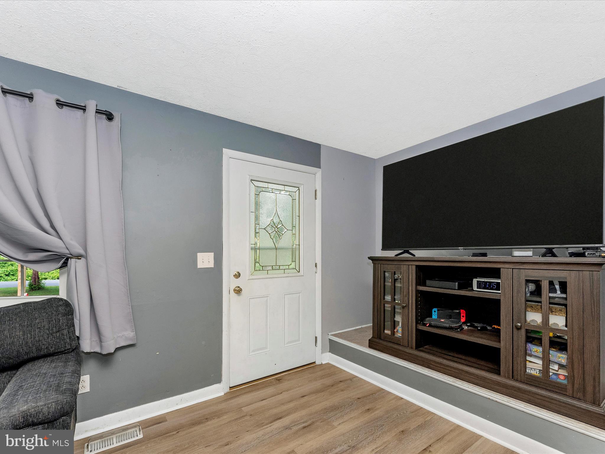 15027 RODDY ROAD