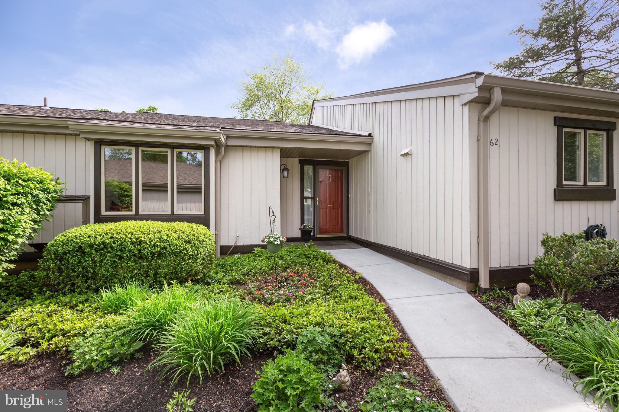 362 DEVON WAY