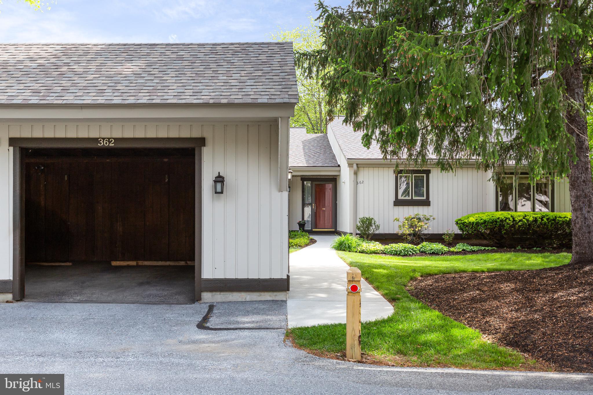 362 DEVON WAY
