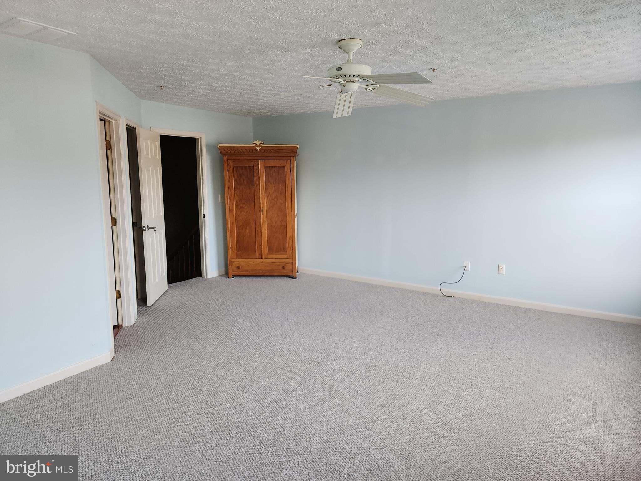 ANNAPOLIS OVERLOOK - Residential Lease