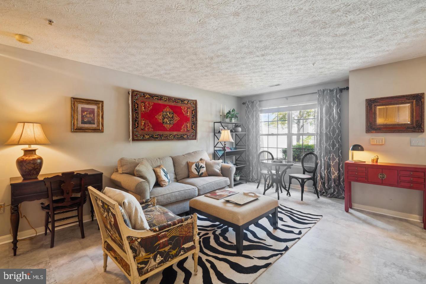 ANNAPOLIS OVERLOOK - Residential Lease